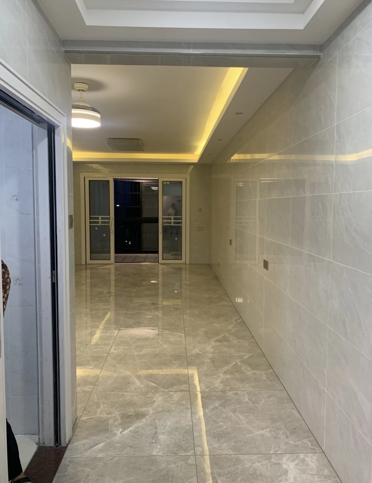 盛贤景都  3室2厅2卫    3500.0元/月 盛贤景都  3室2厅2卫    3500.0元/月室内图