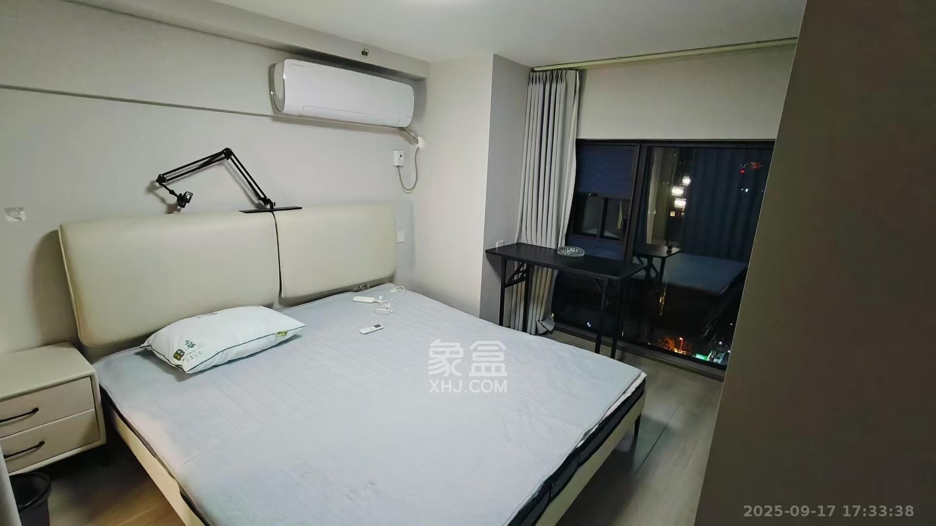 卓越江岸 1室0厅0卫 2400.0元/月 卓越江岸 1室0厅0卫 2400.0元/月室内图