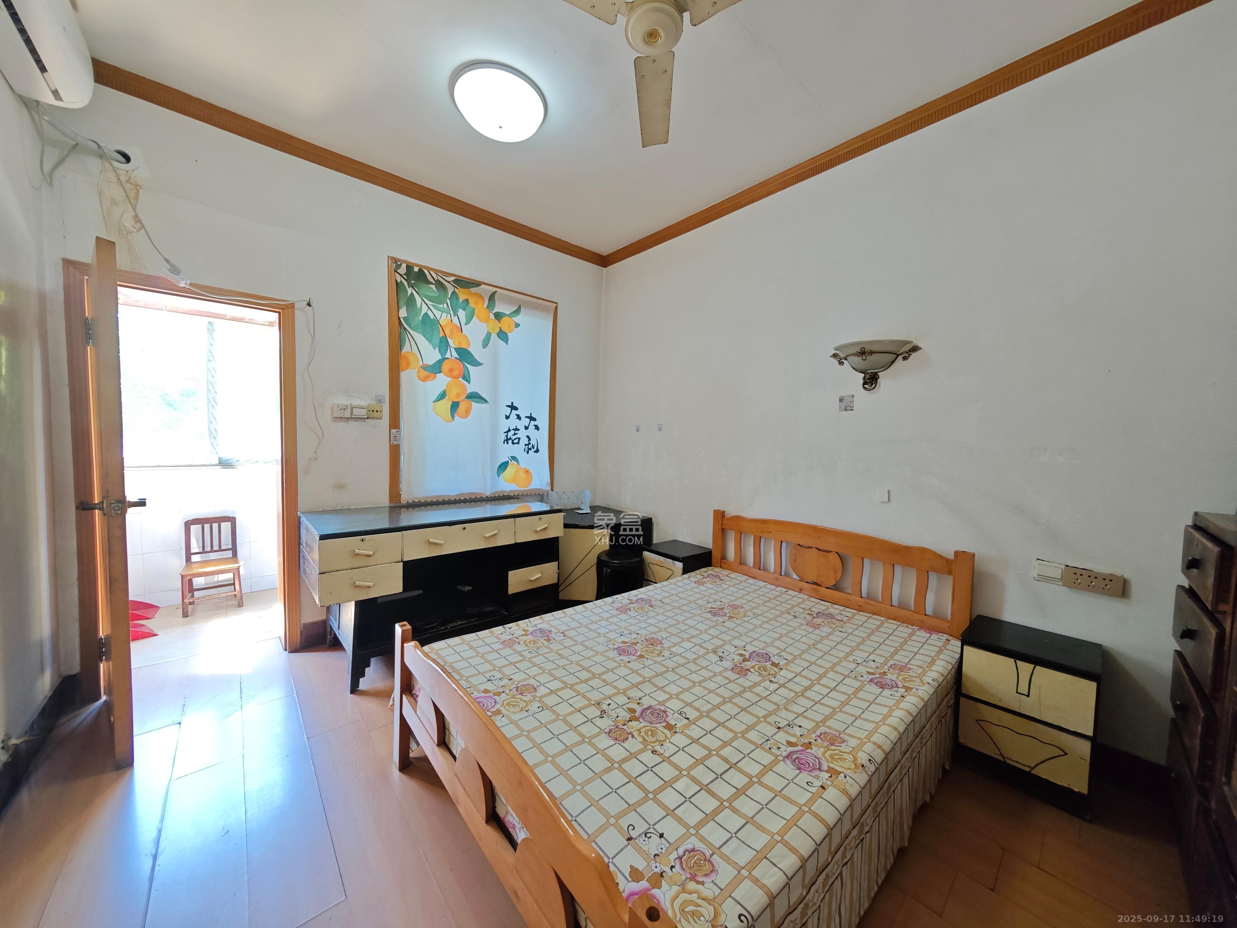 左家塘中级人民法院宿舍  3室1厅1卫    1780.0元/月室内图