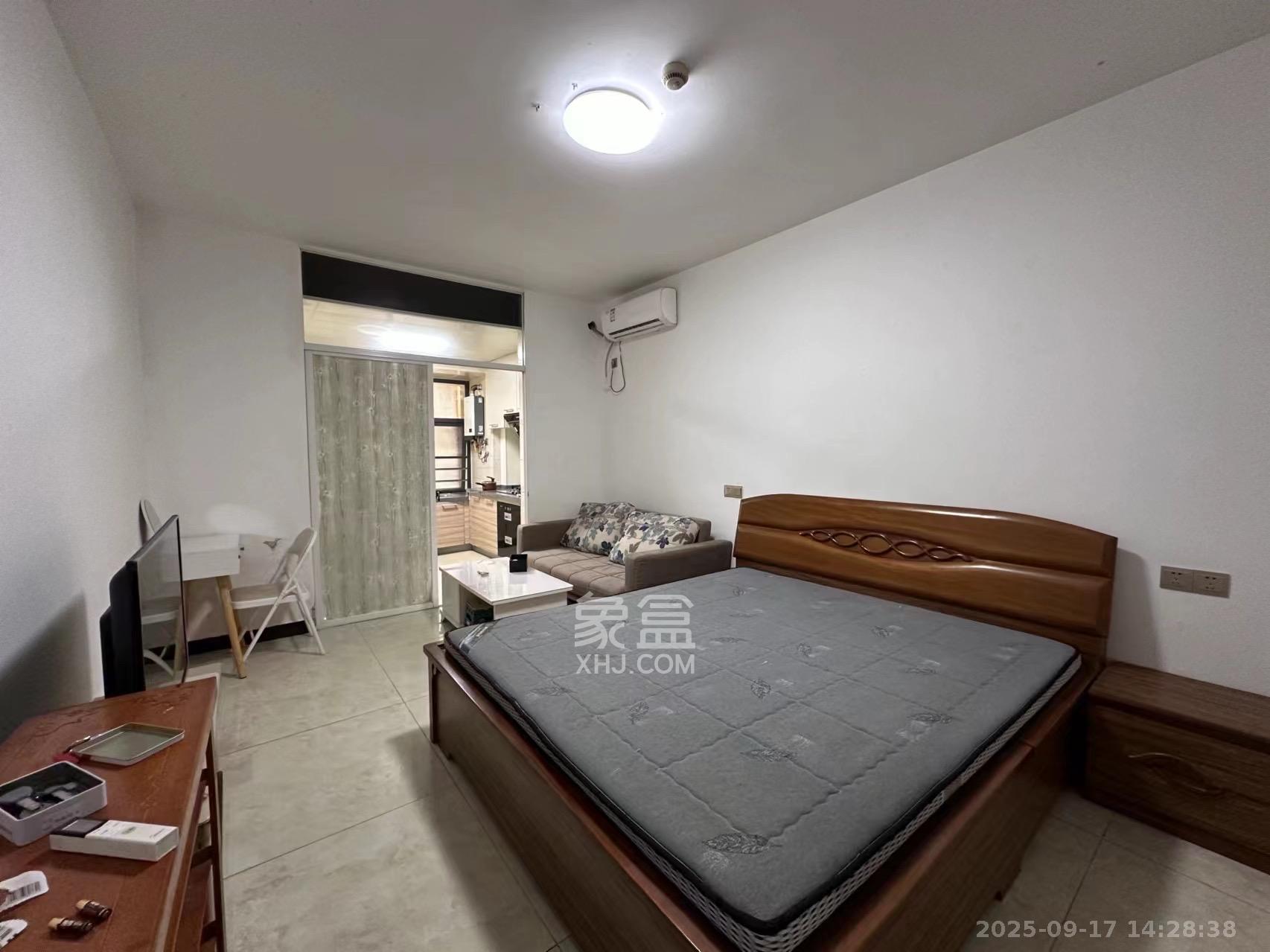 蓝湾国际广场 1室1厅1卫 1600.0元/月 蓝湾国际广场 1室1厅1卫 1600.0元/月室内图