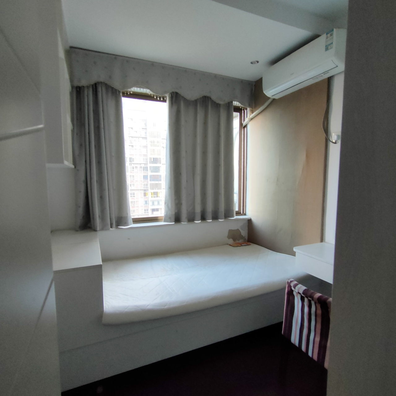 金和天下 3室1厅1卫 1200.0元/月 金和天下 3室1厅1卫 1200.0元/月室内图