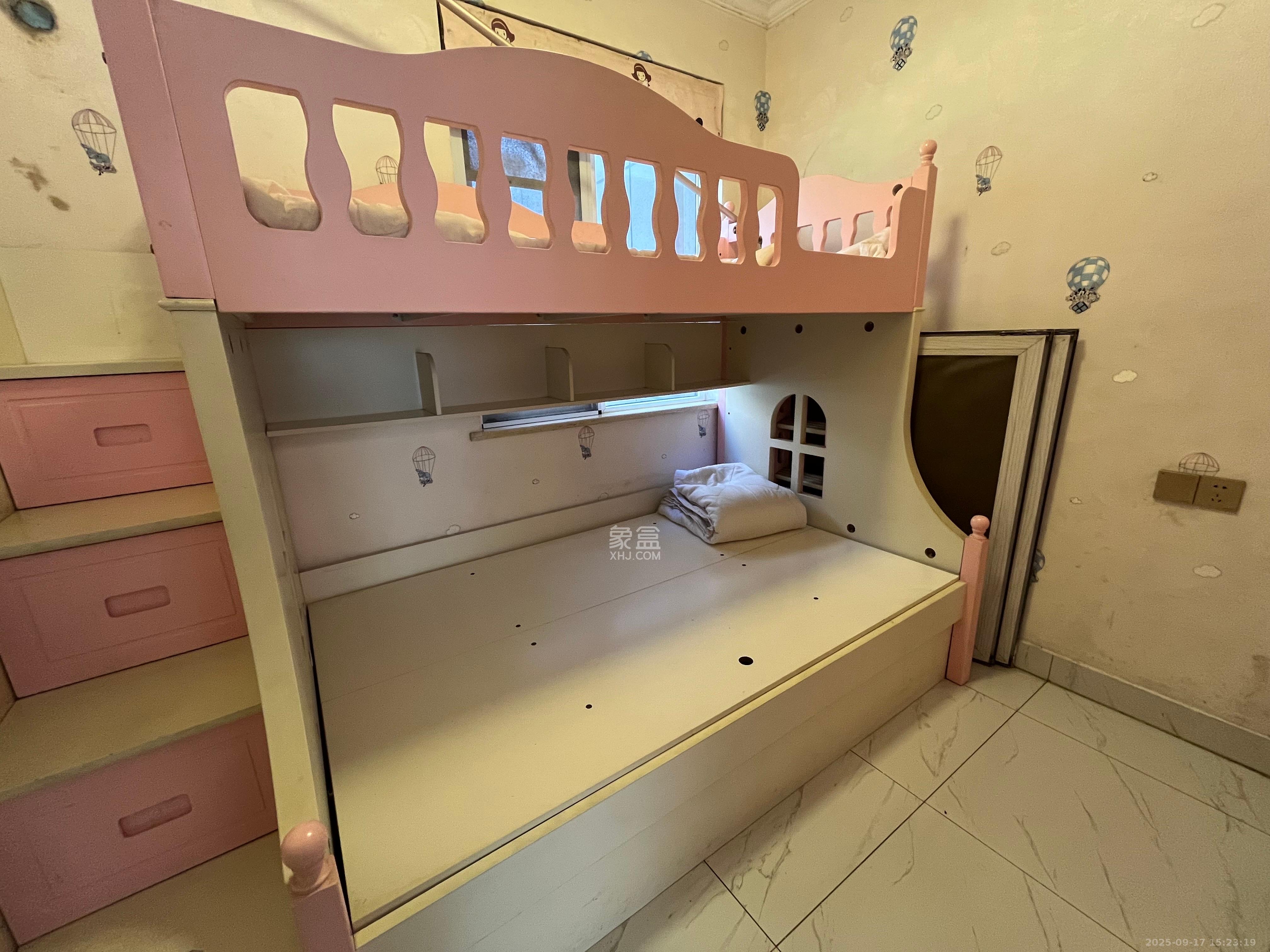 芙蓉万国城MOMA(卓越汇富苑) 4室2厅2卫 2800.0元/月 芙蓉万国城MOMA(卓越汇富苑) 4室2厅2卫 2800.0元/月室内图