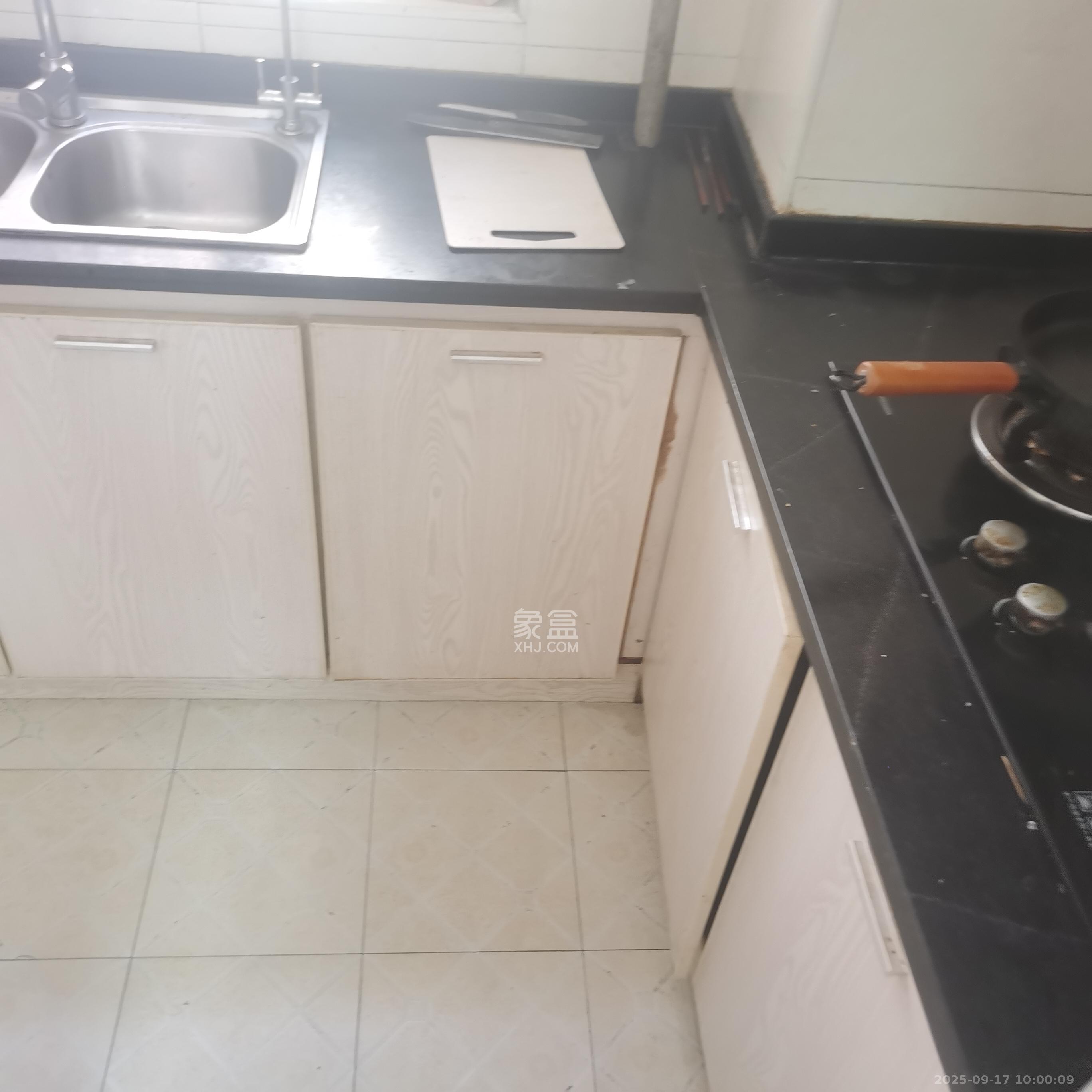 香樟兰亭（朗峰苑）  3室2厅1卫    2200.0元/月室内图