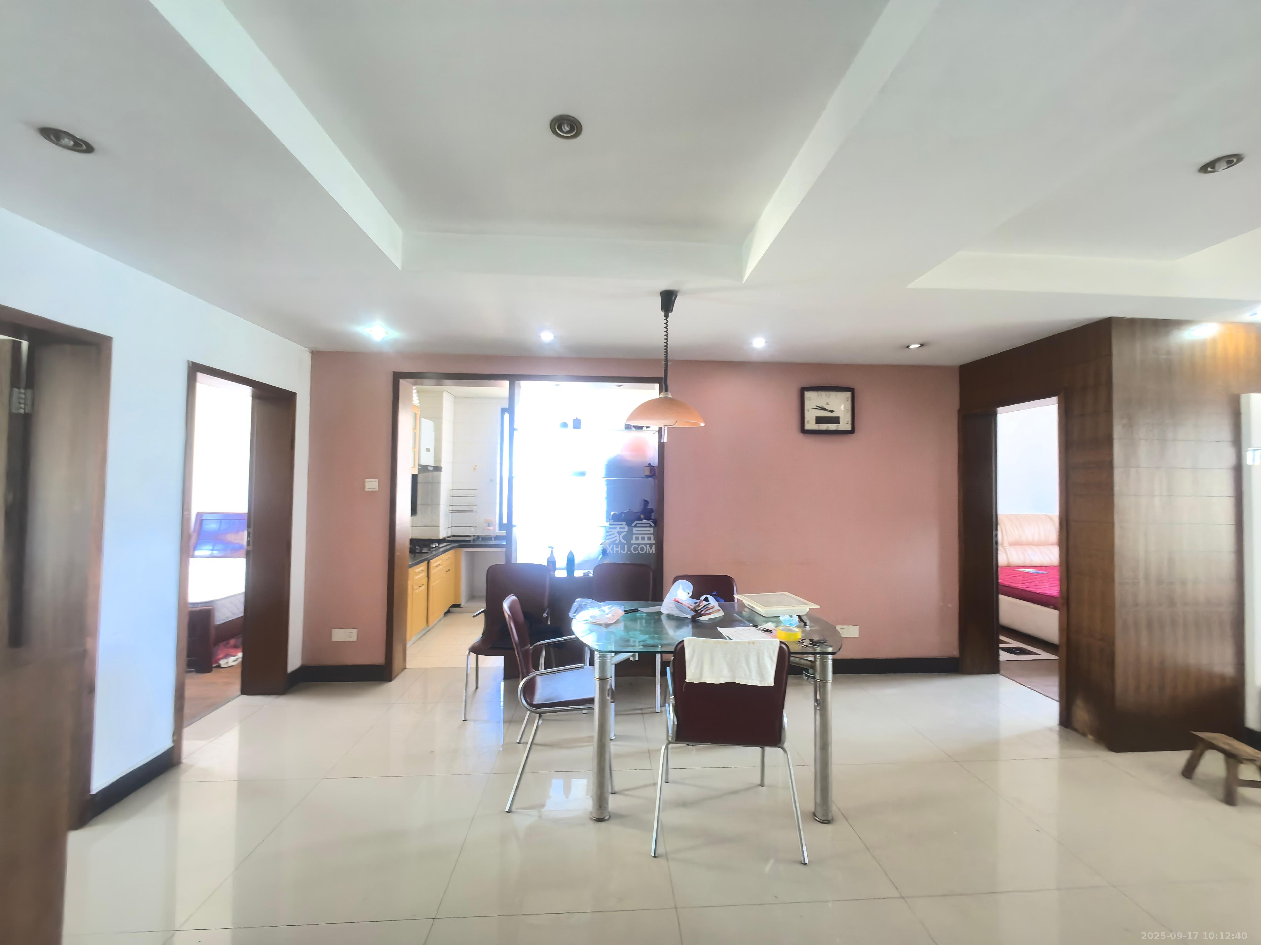 曙光大邸  1室2厅2卫    3000.0元/月室内图