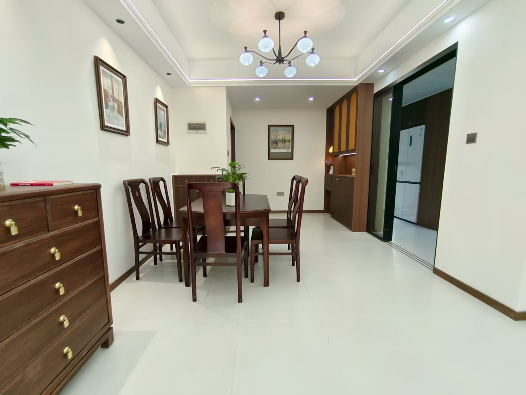 金碧花园  3室2厅2卫    69.8万 金碧花园  3室2厅2卫    69.8万室内图