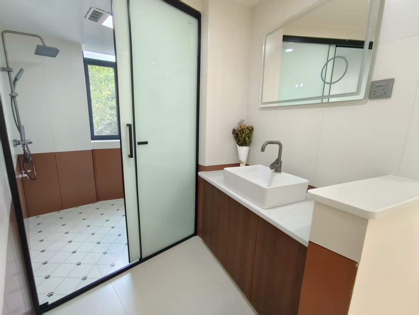 金碧花园  3室2厅2卫    69.8万 金碧花园  3室2厅2卫    69.8万室内图