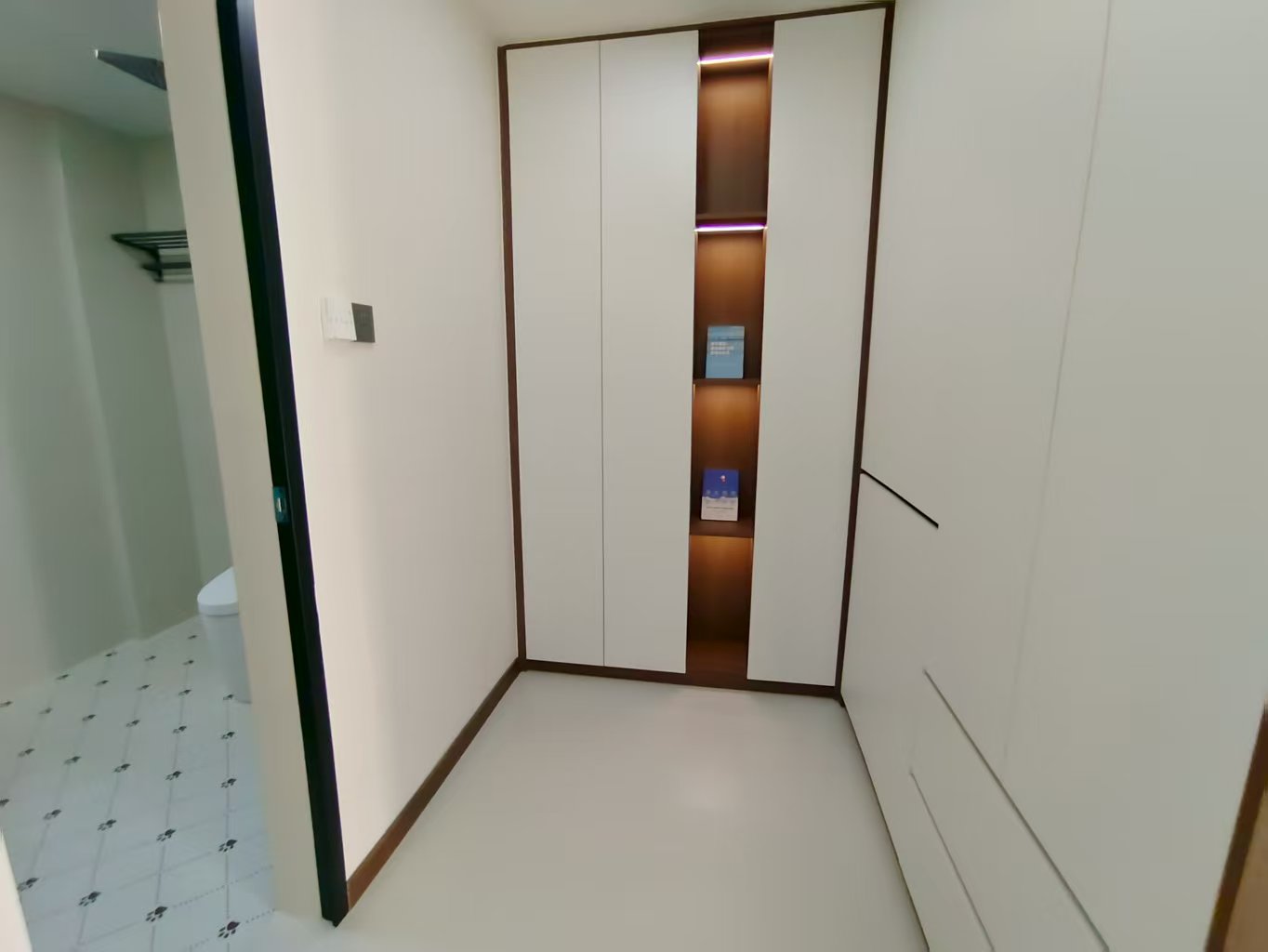 金碧花园  3室2厅2卫    69.8万 金碧花园  3室2厅2卫    69.8万室内图