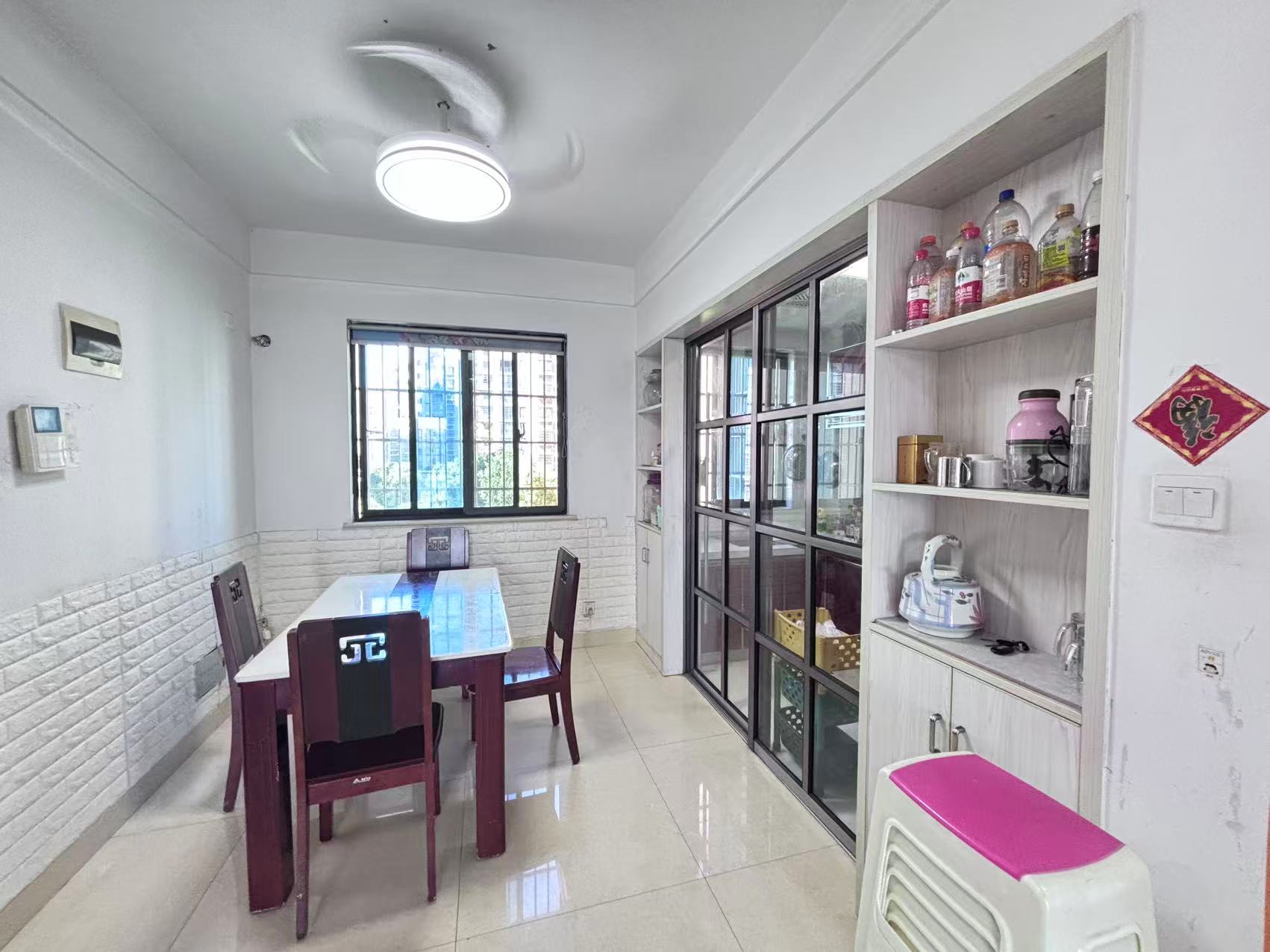 百江花园  3室2厅2卫    48.0万室内图