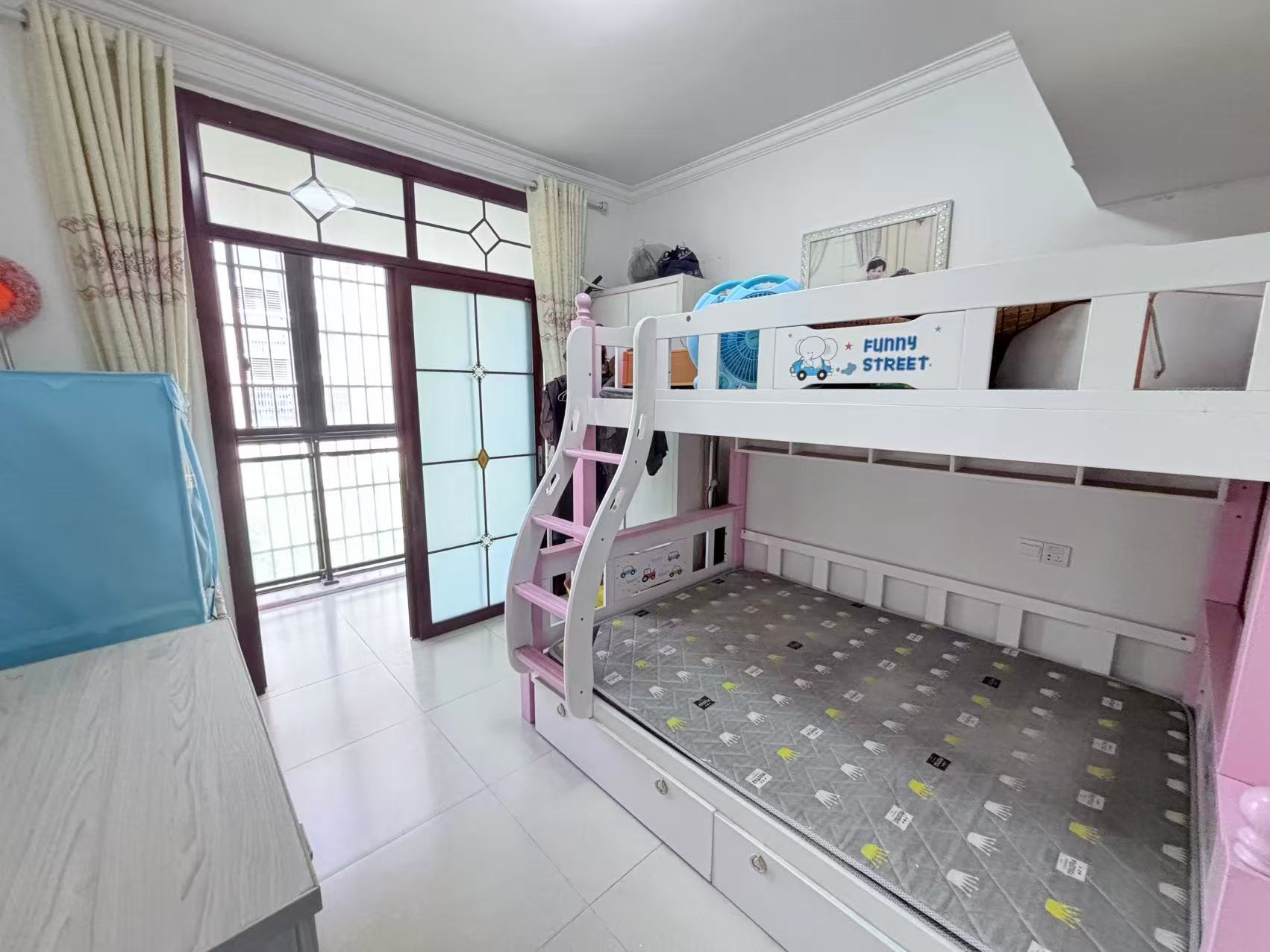 百江花园  3室2厅2卫    48.0万室内图