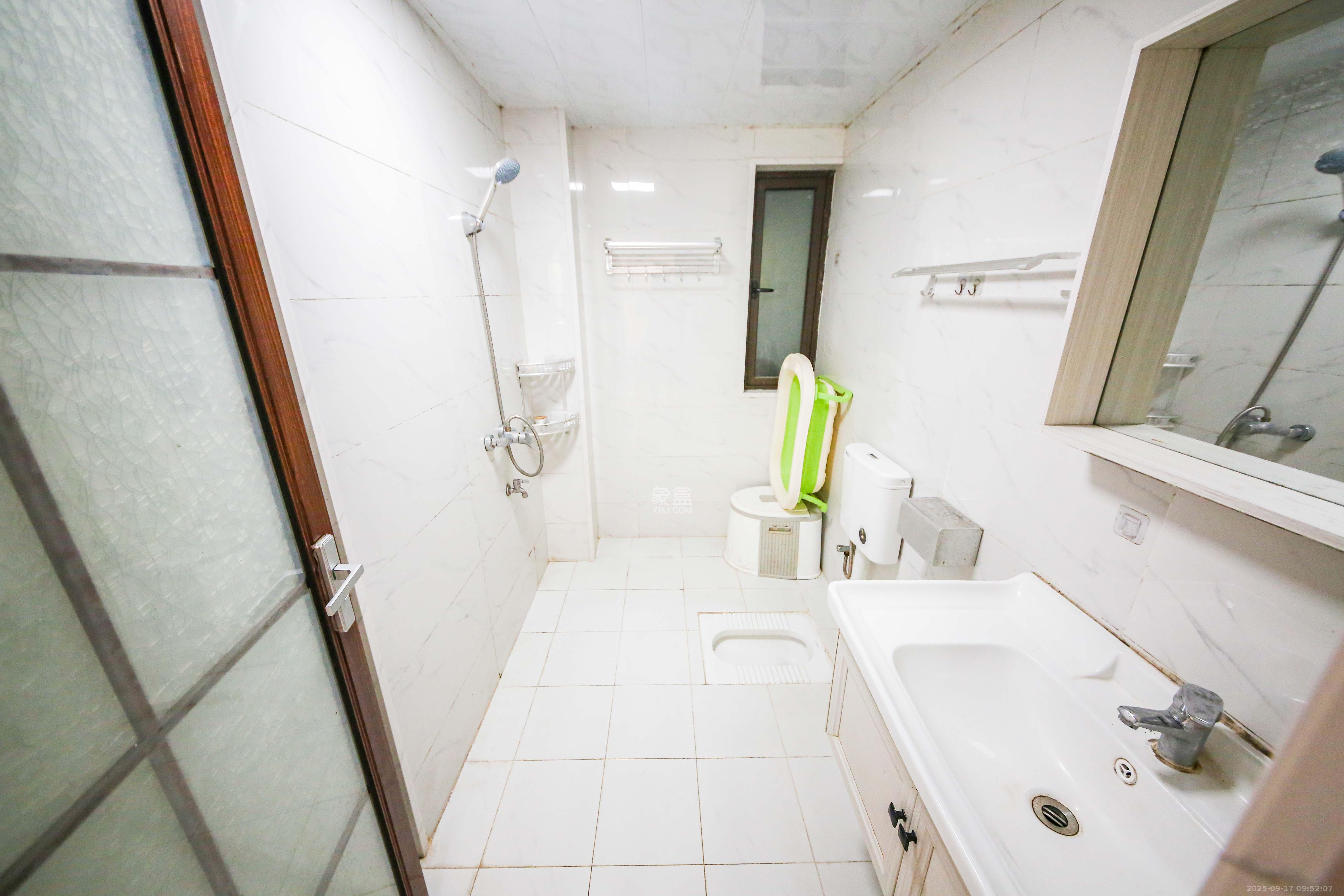 鑫远翡丽郡（鑫远翡丽雅苑）  3室2厅1卫    95.0万卫生间