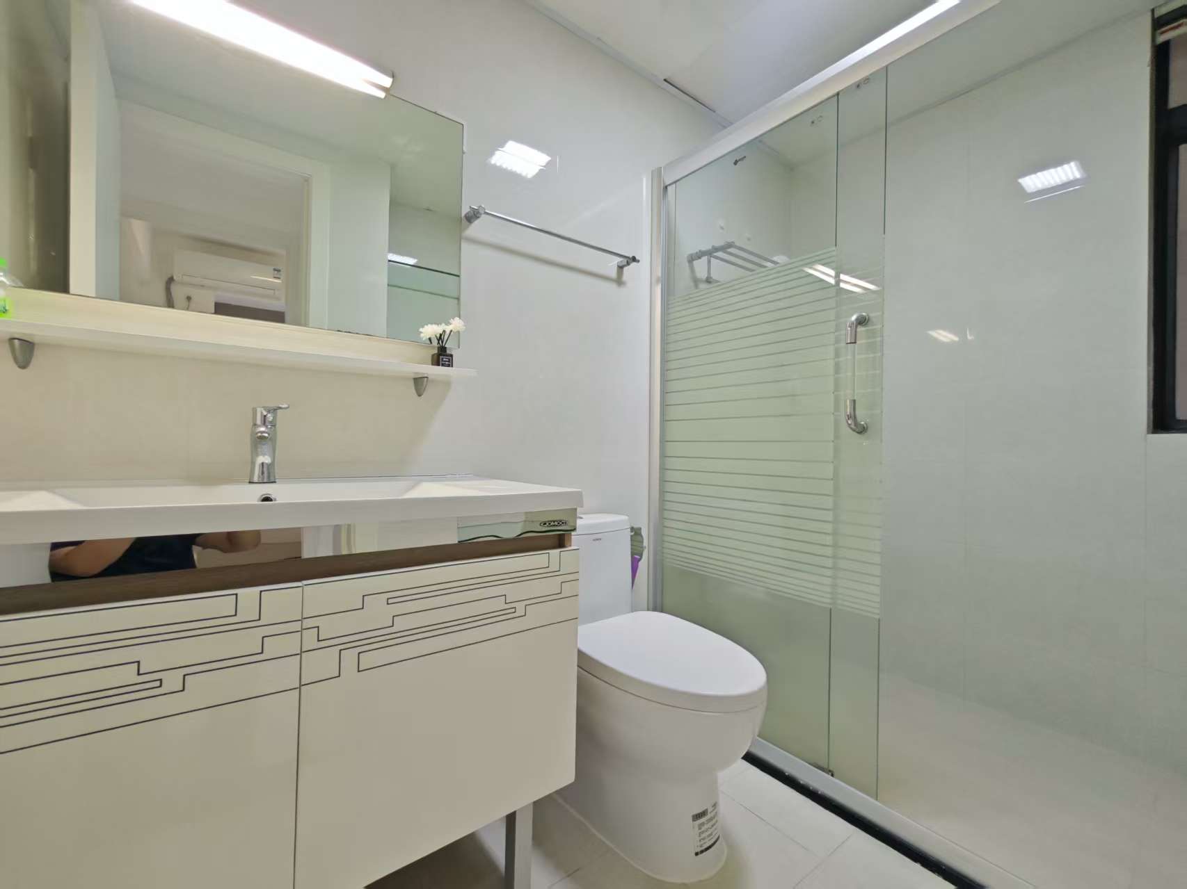 滨江海岸一期 3室2厅2卫 4000.0元/月 滨江海岸一期 3室2厅2卫 4000.0元/月室内图