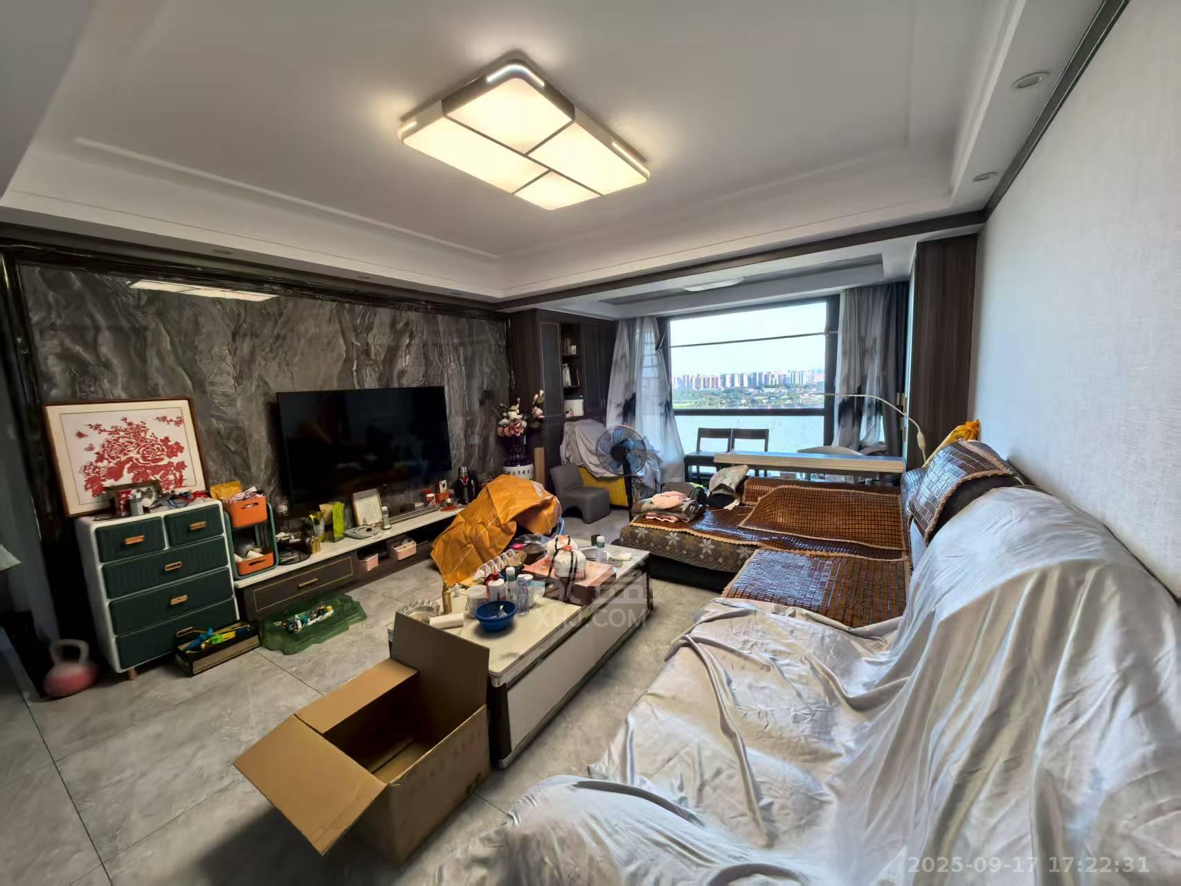 时代新城(翰林府) 3室2厅2卫 1800.0元/月 时代新城(翰林府) 3室2厅2卫 1800.0元/月户型图