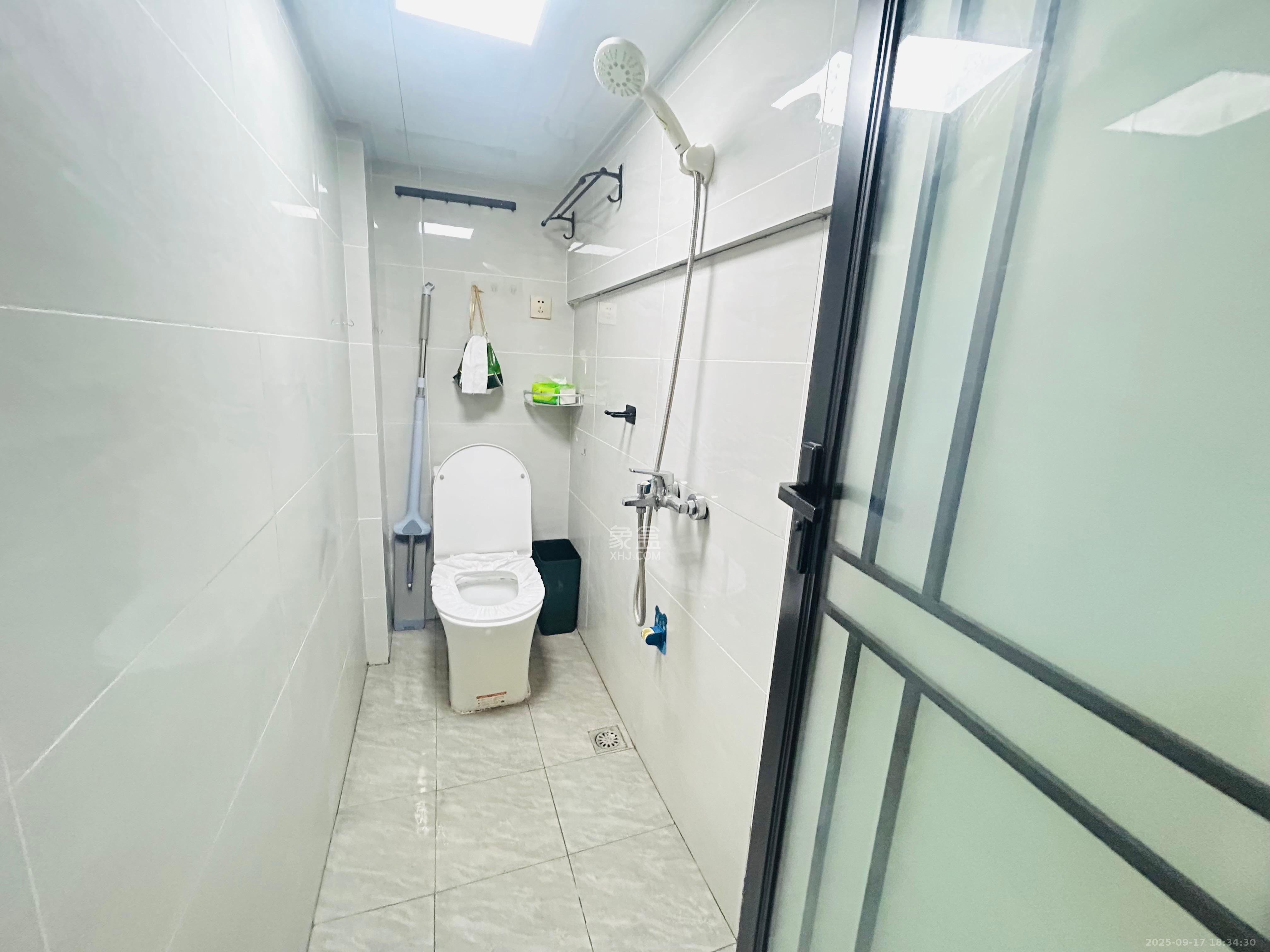 华润琨瑜府  1室1厅1卫    1500.0元/月室内图