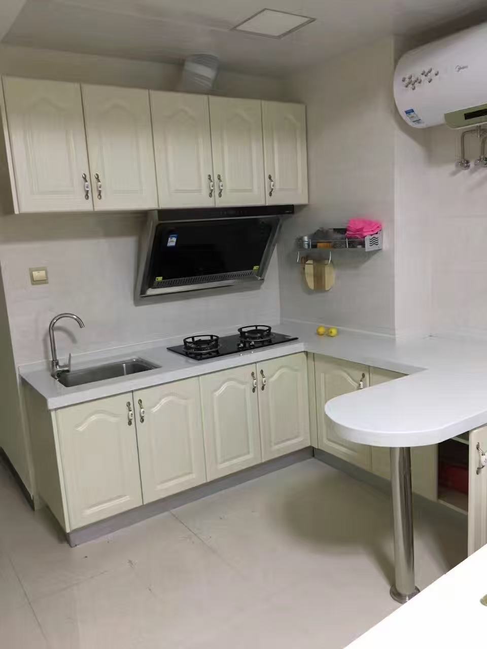 黄金大厦  1室1厅1卫    1300.0元/月 黄金大厦  1室1厅1卫    1300.0元/月室内图