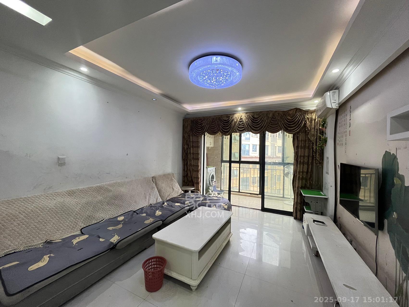 中南红领邦(红星嘉和苑) 3室1厅1卫 1800.0元/月 中南红领邦(红星嘉和苑) 3室1厅1卫 1800.0元/月室内图