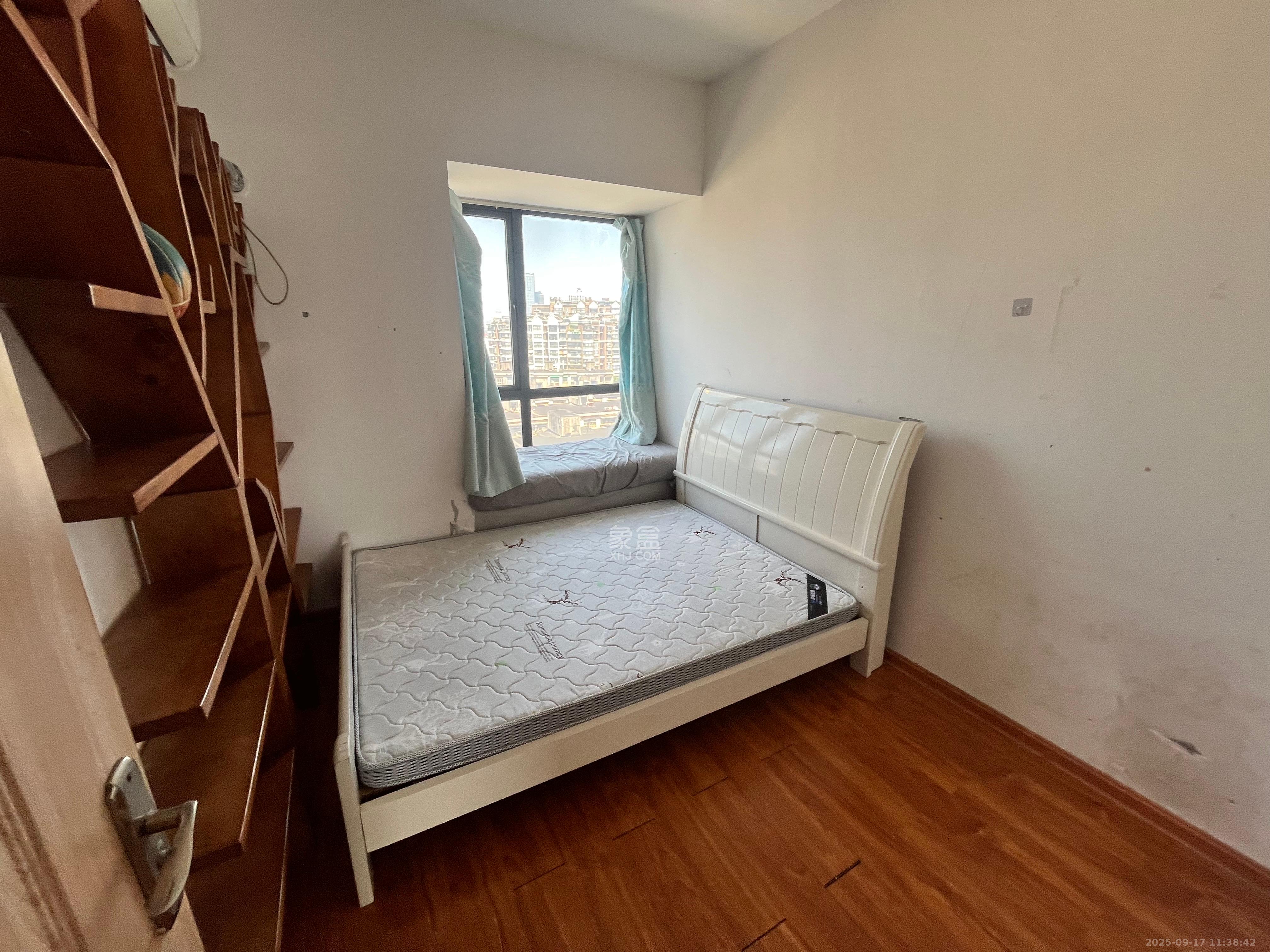 钱隆首府(福晟御园)  3室1厅2卫    2700.0元/月室内图