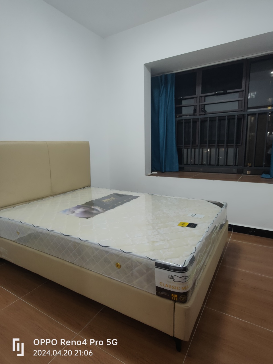 坡博家园一区  4室2厅2卫   3100.00元/月室内图