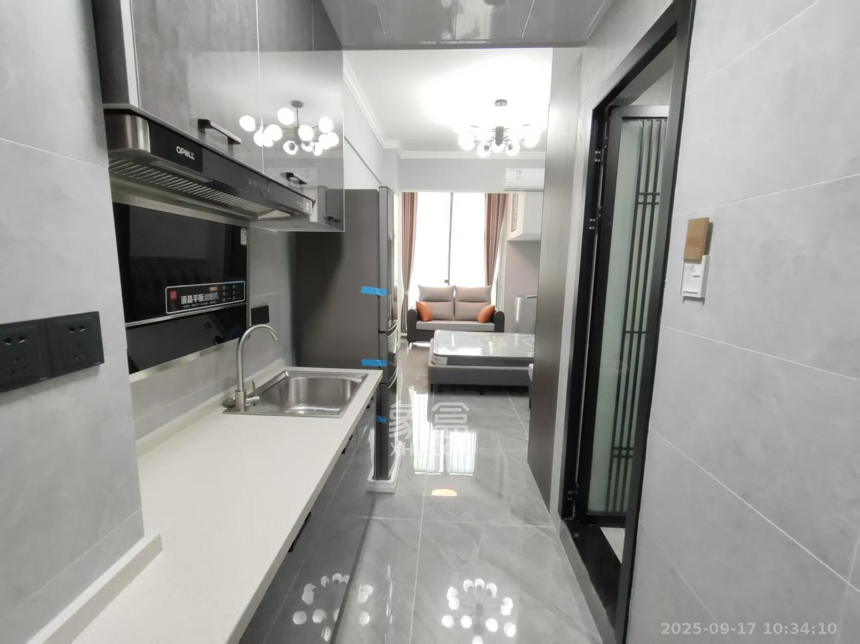 东盈商业广场(华泉城市广场) 1室0厅1卫 1800.0元/月 东盈商业广场(华泉城市广场) 1室0厅1卫 1800.0元/月室内图