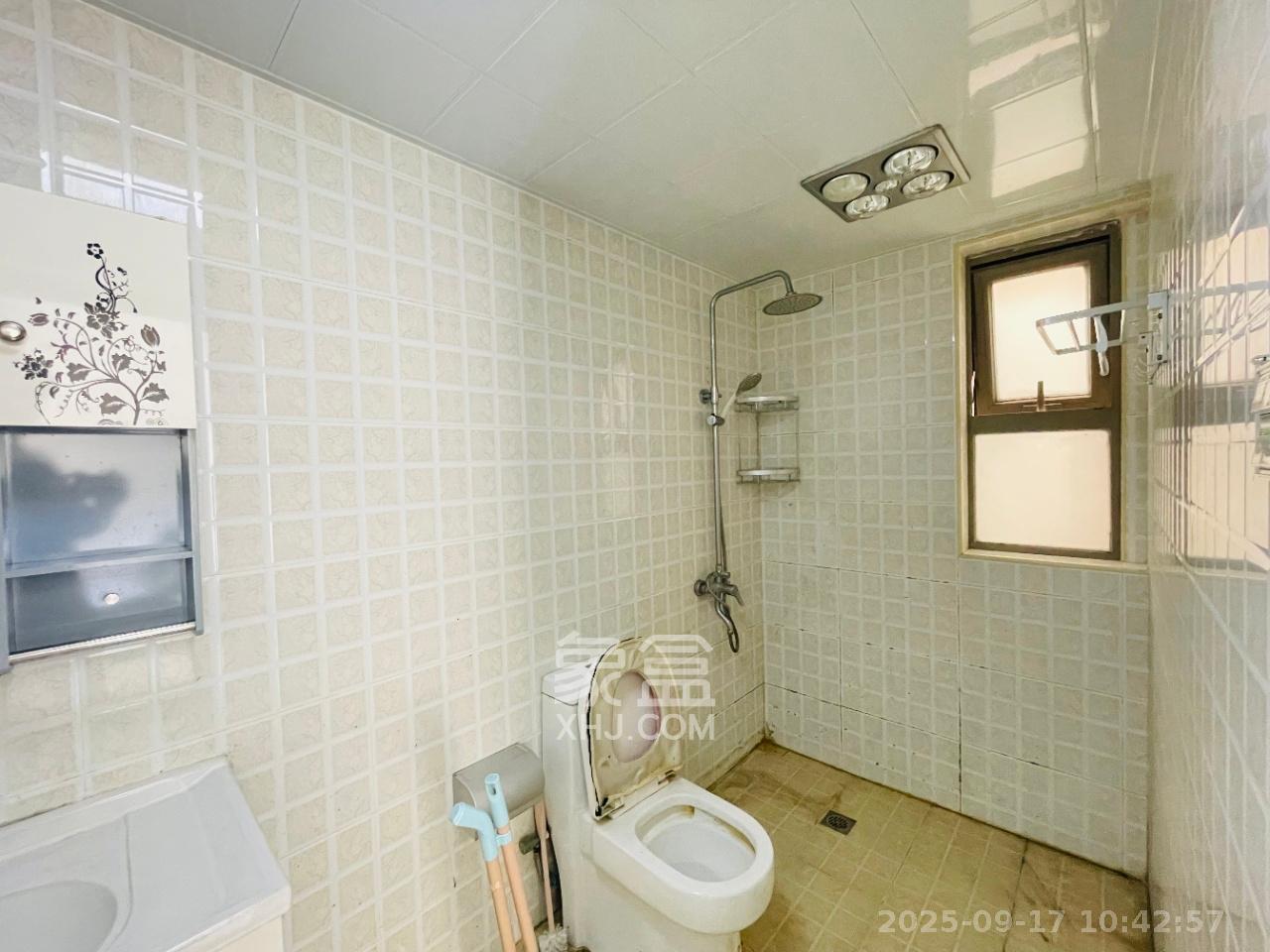 怡海星城 1室1厅1卫 1100.0元/月 怡海星城 1室1厅1卫 1100.0元/月室内图