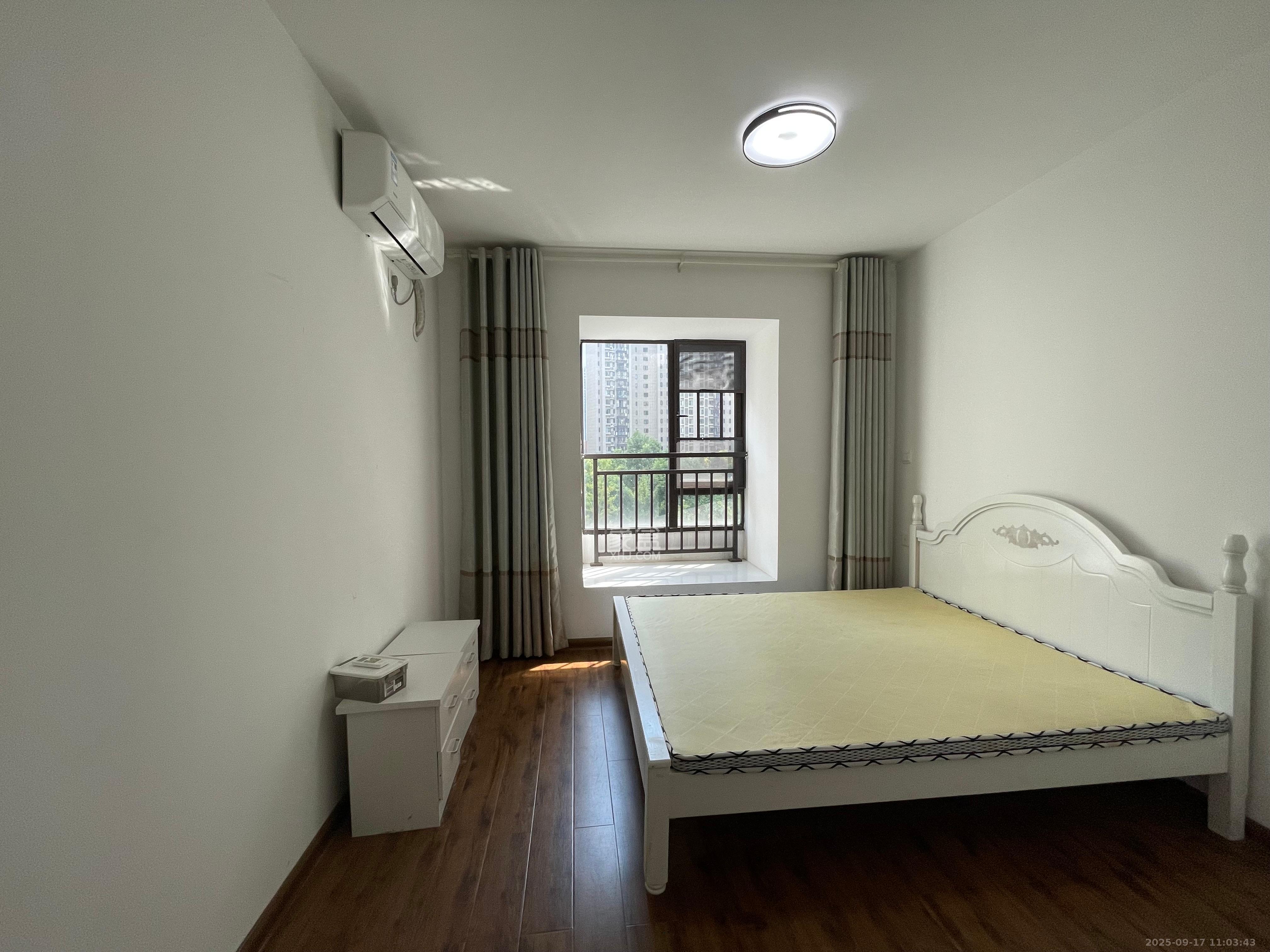 中国铁建梅溪青秀三期  4室2厅2卫   2900.00元/月室内图