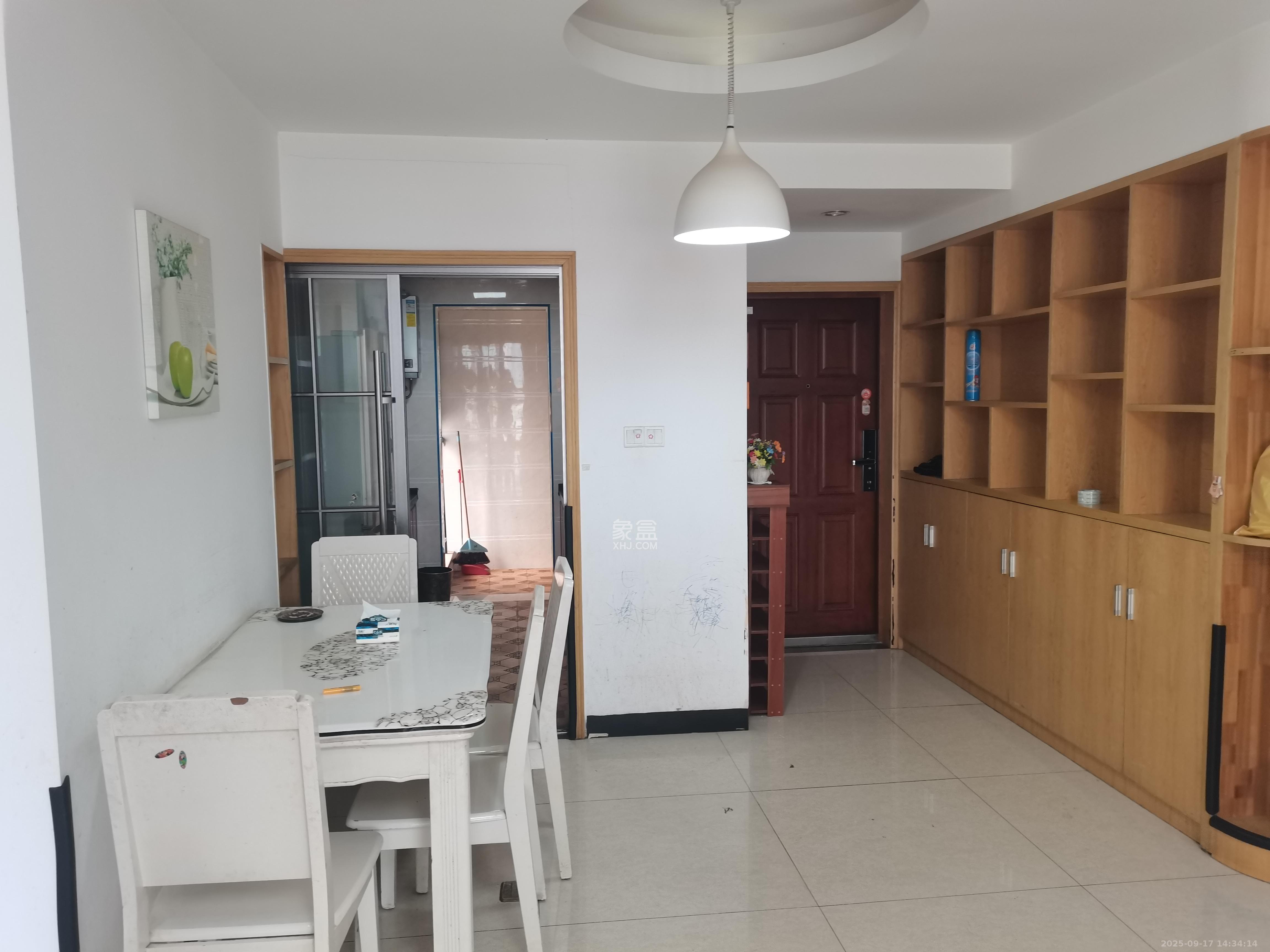 宏聚地中海 2室2厅1卫 1800.0元/月 宏聚地中海 2室2厅1卫 1800.0元/月室内图