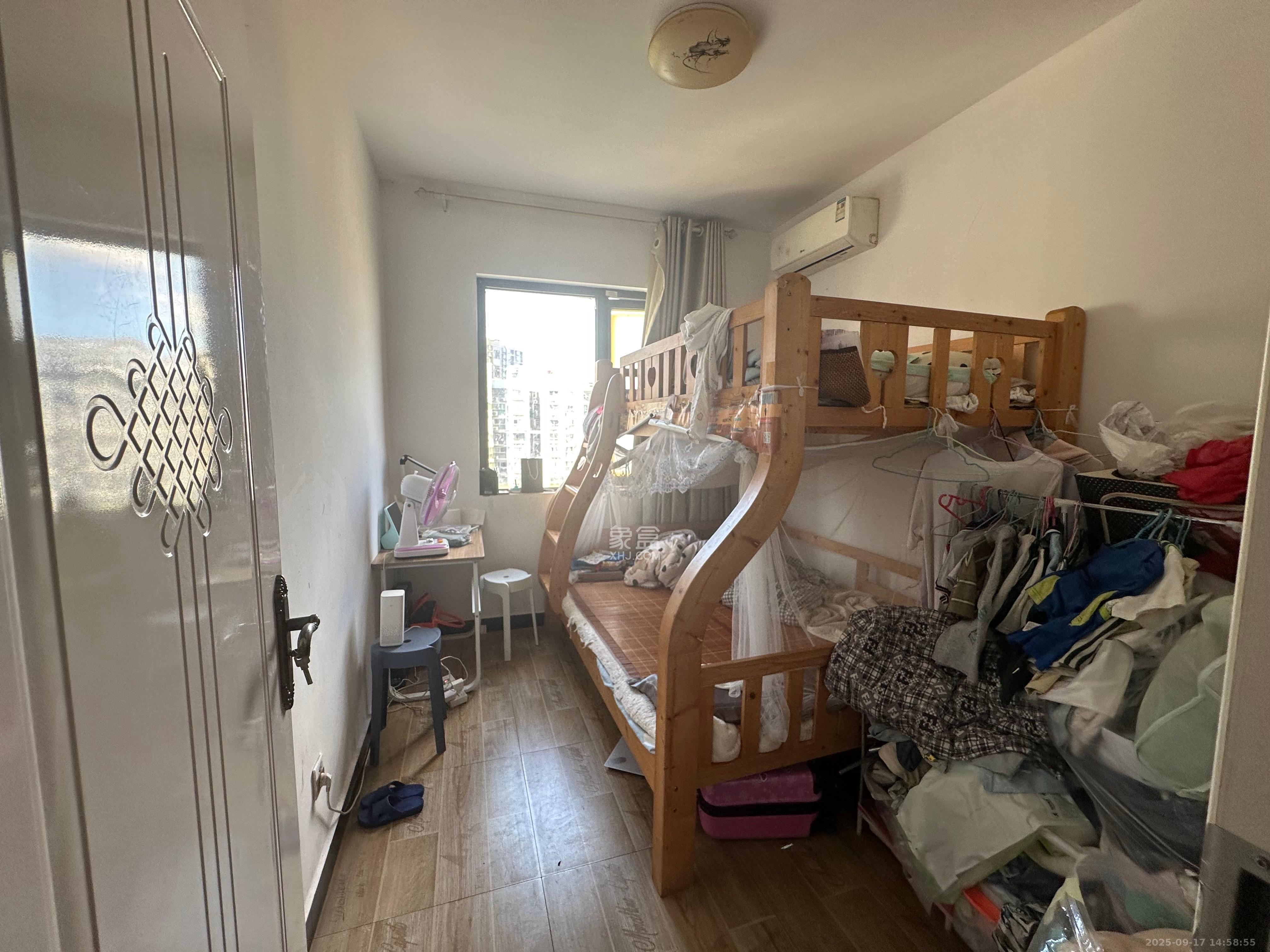 丽水熙园 3室2厅2卫 2600.0元/月 丽水熙园 3室2厅2卫 2600.0元/月室内图