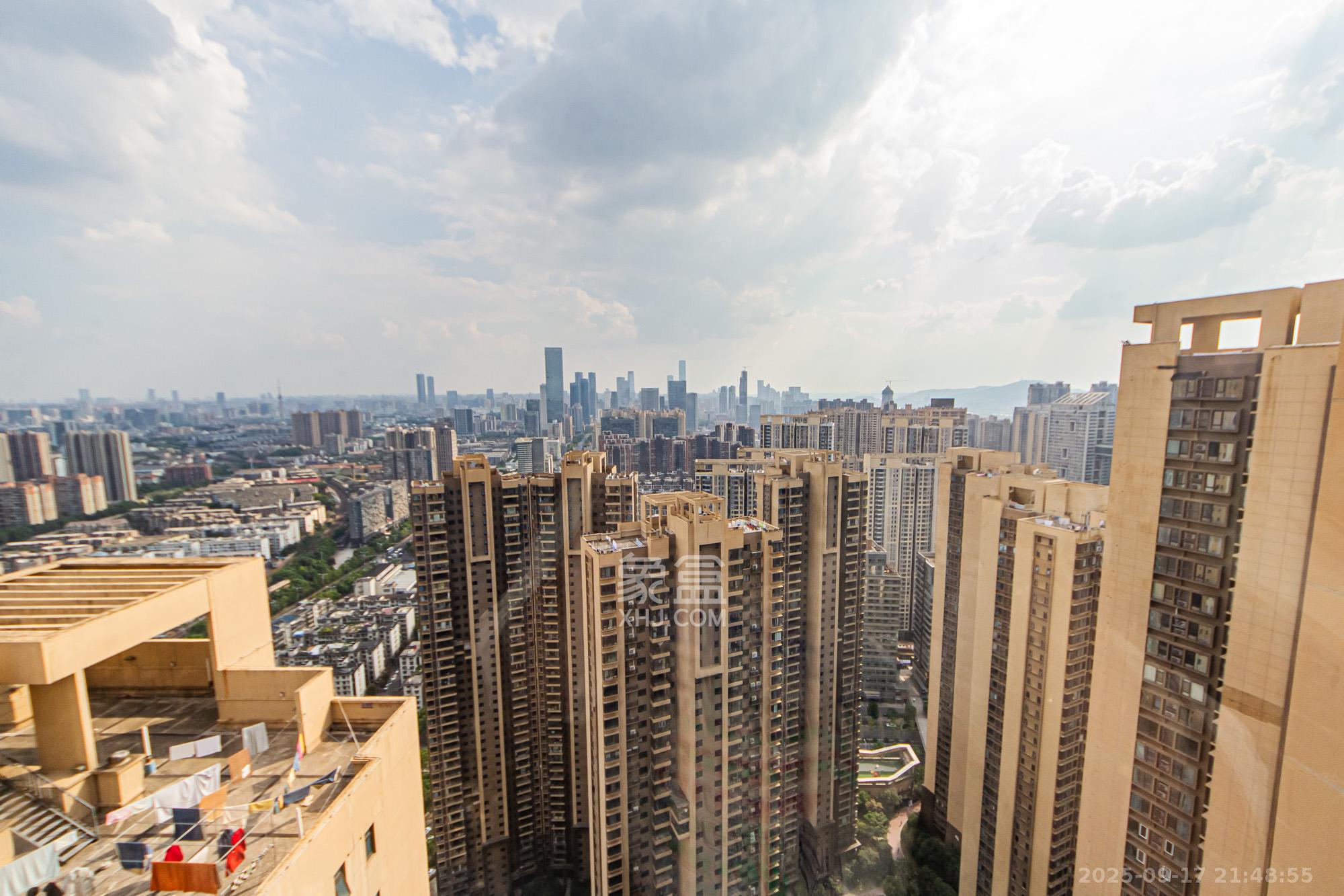 北辰三角洲C3区 3室2厅2卫 188.0万 北辰三角洲C3区 3室2厅2卫 188.0万其他