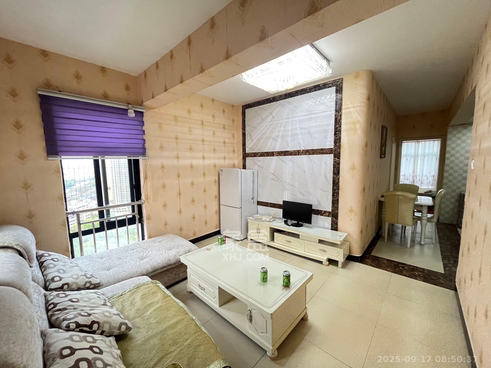 加加大街(华景苑) 2室1厅1卫 1800.0元/月 加加大街(华景苑) 2室1厅1卫 1800.0元/月室内图