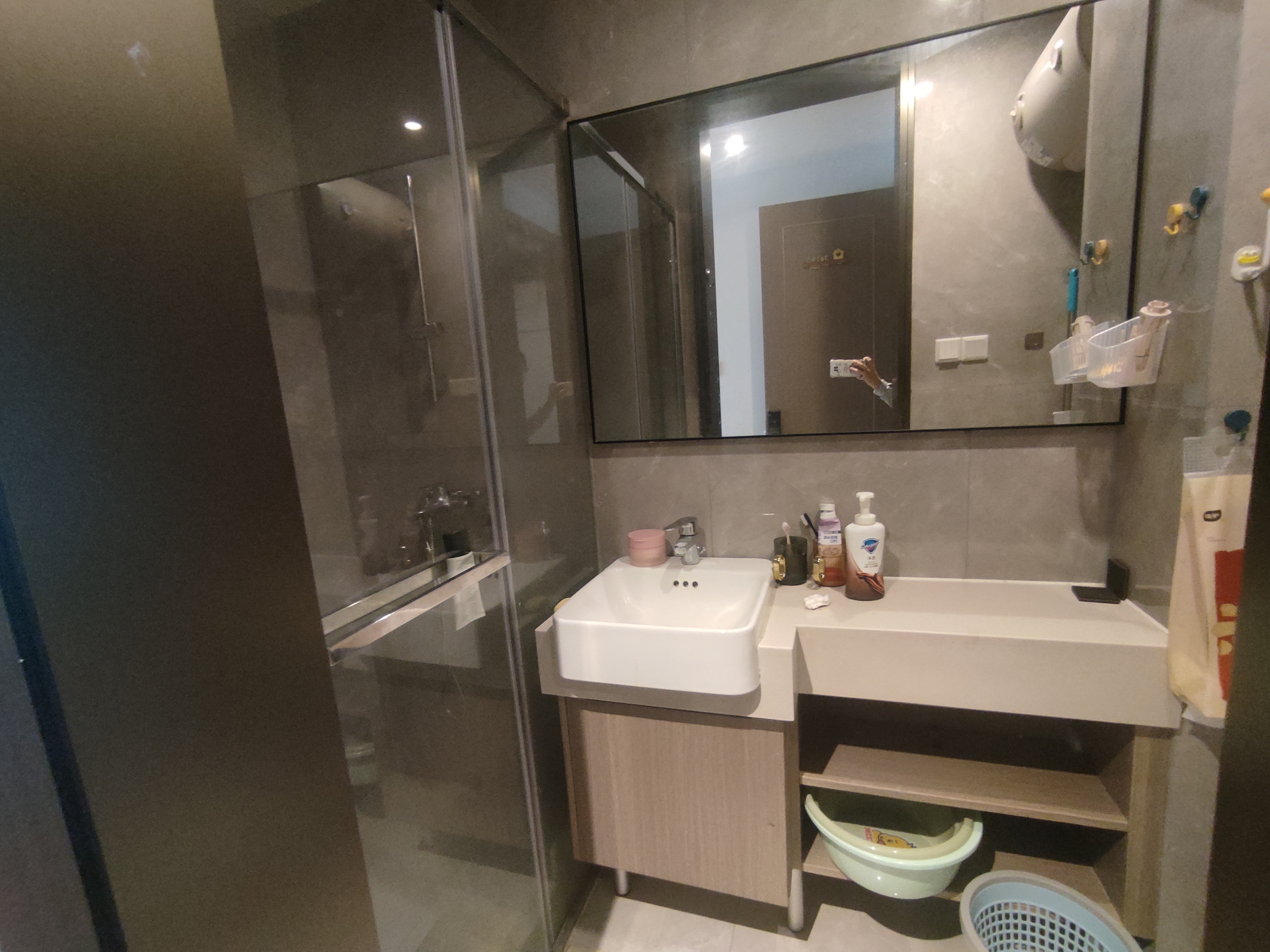 龙湖光年  1室1厅1卫    1700.0元/月 龙湖光年  1室1厅1卫    1700.0元/月室内图