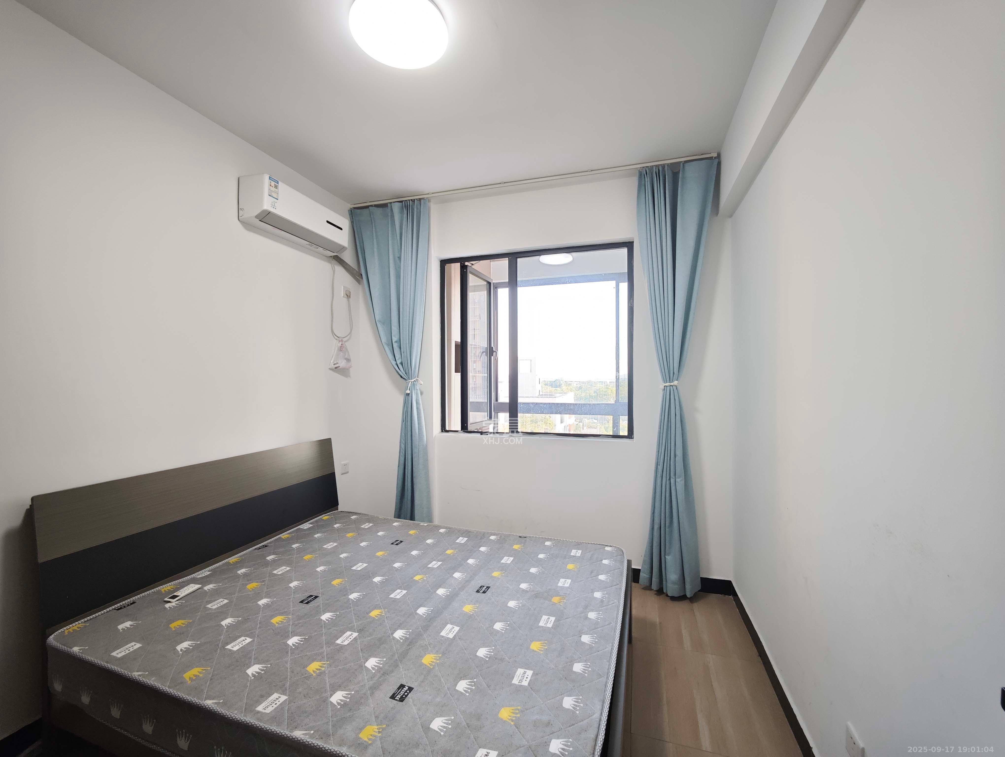 星发东宸花园 3室2厅1卫 68.0万 星发东宸花园 3室2厅1卫 68.0万卧室