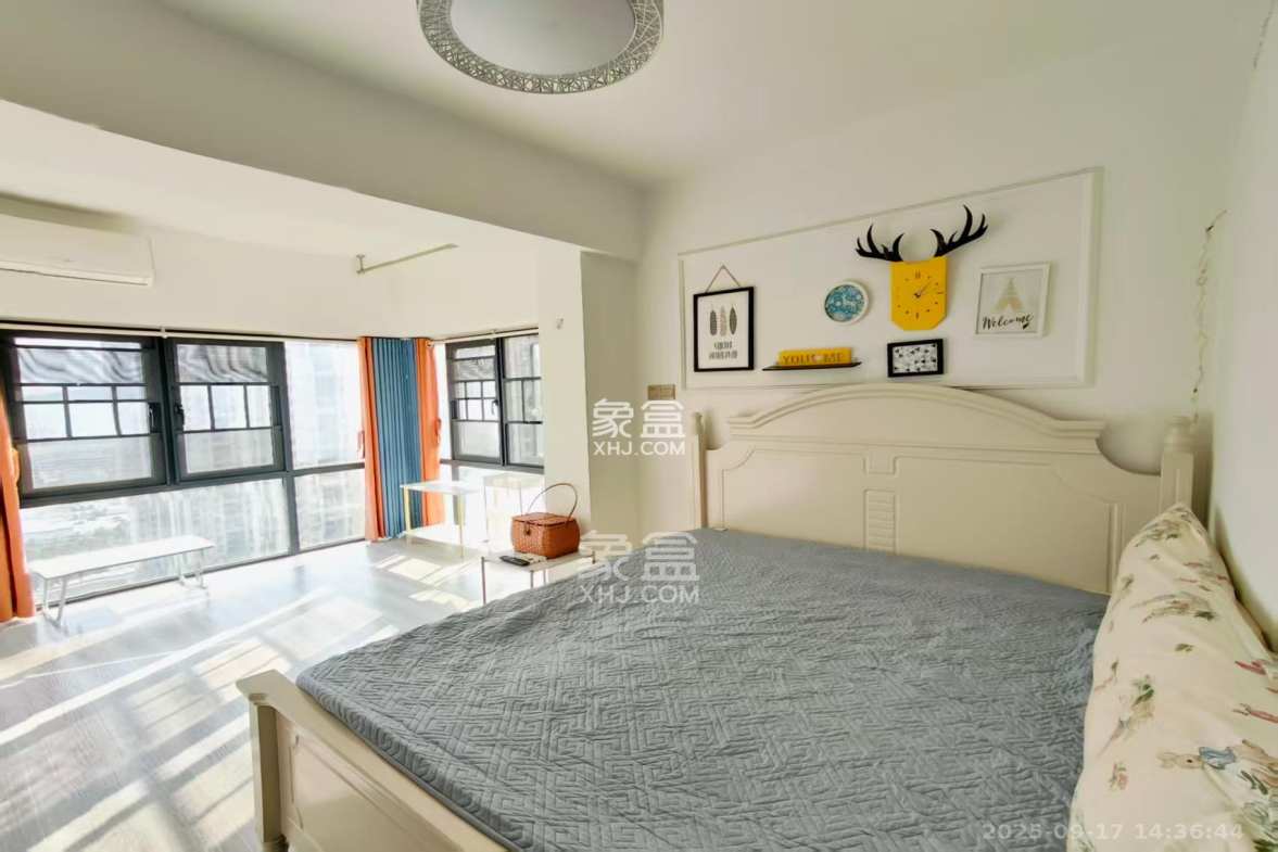 麓江春 2室1厅2卫 2400.0元/月 麓江春 2室1厅2卫 2400.0元/月室内图