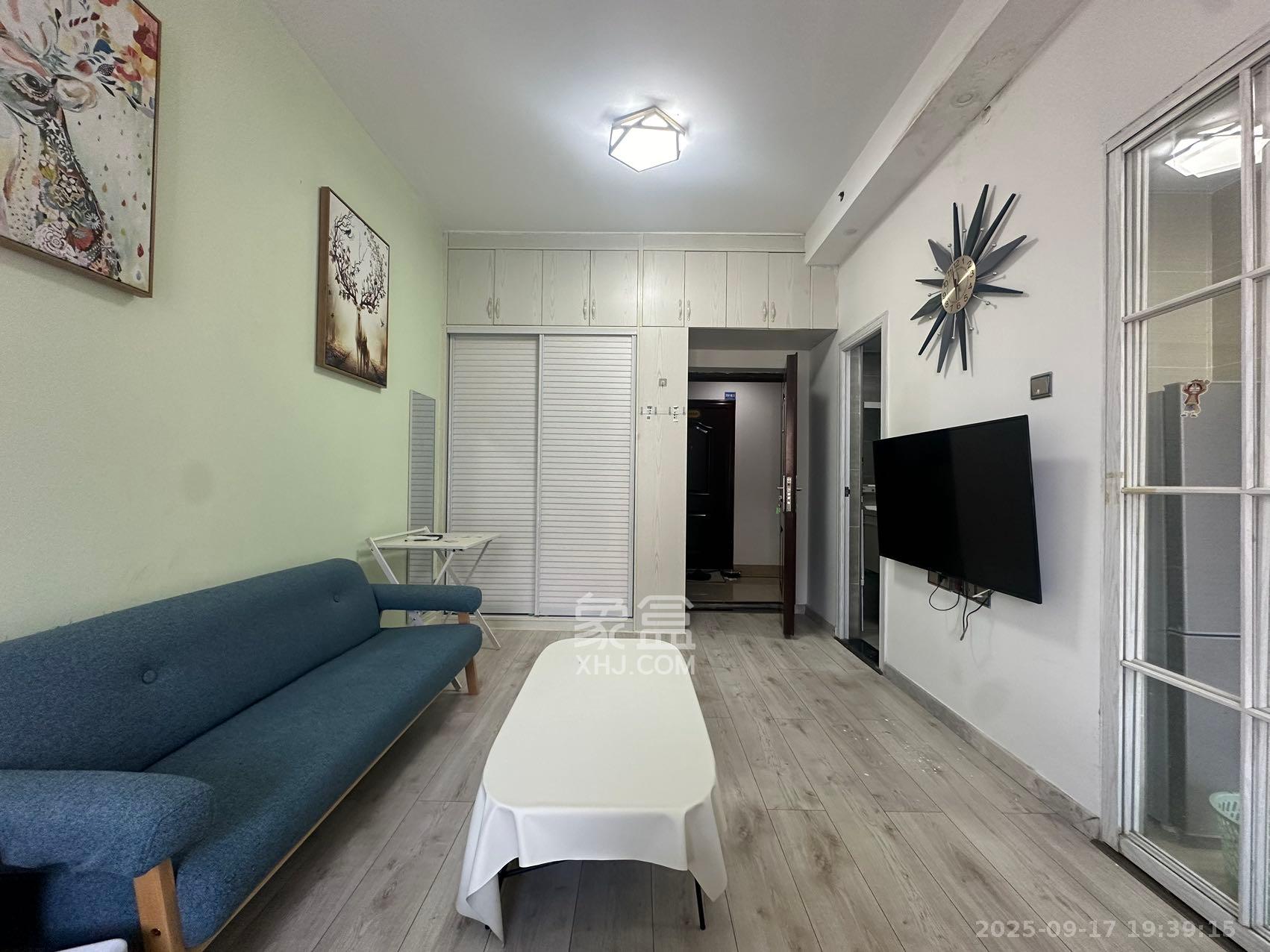 荣悦台  1室1厅1卫    2000.0元/月室内图