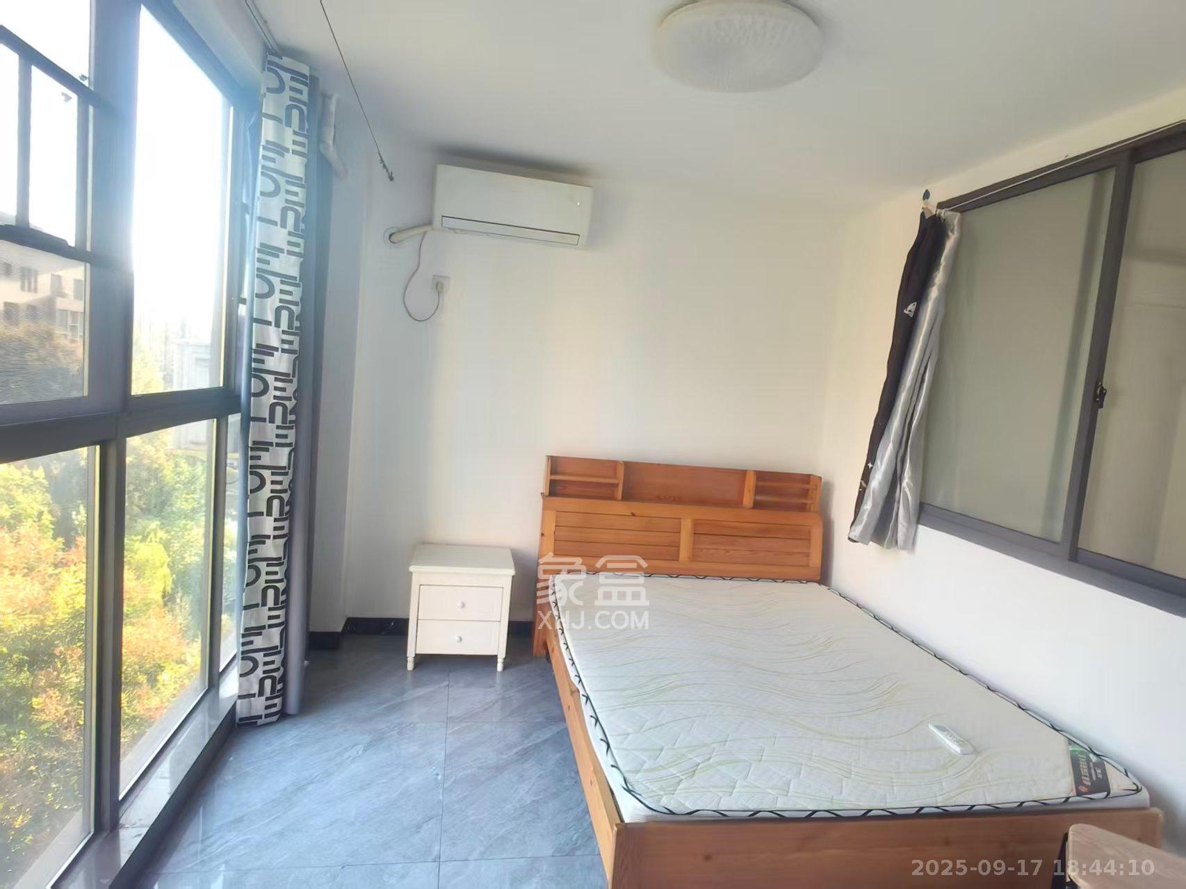 嘉华城(一期) 5室2厅2卫 7000.0元/月 嘉华城(一期) 5室2厅2卫 7000.0元/月室内图