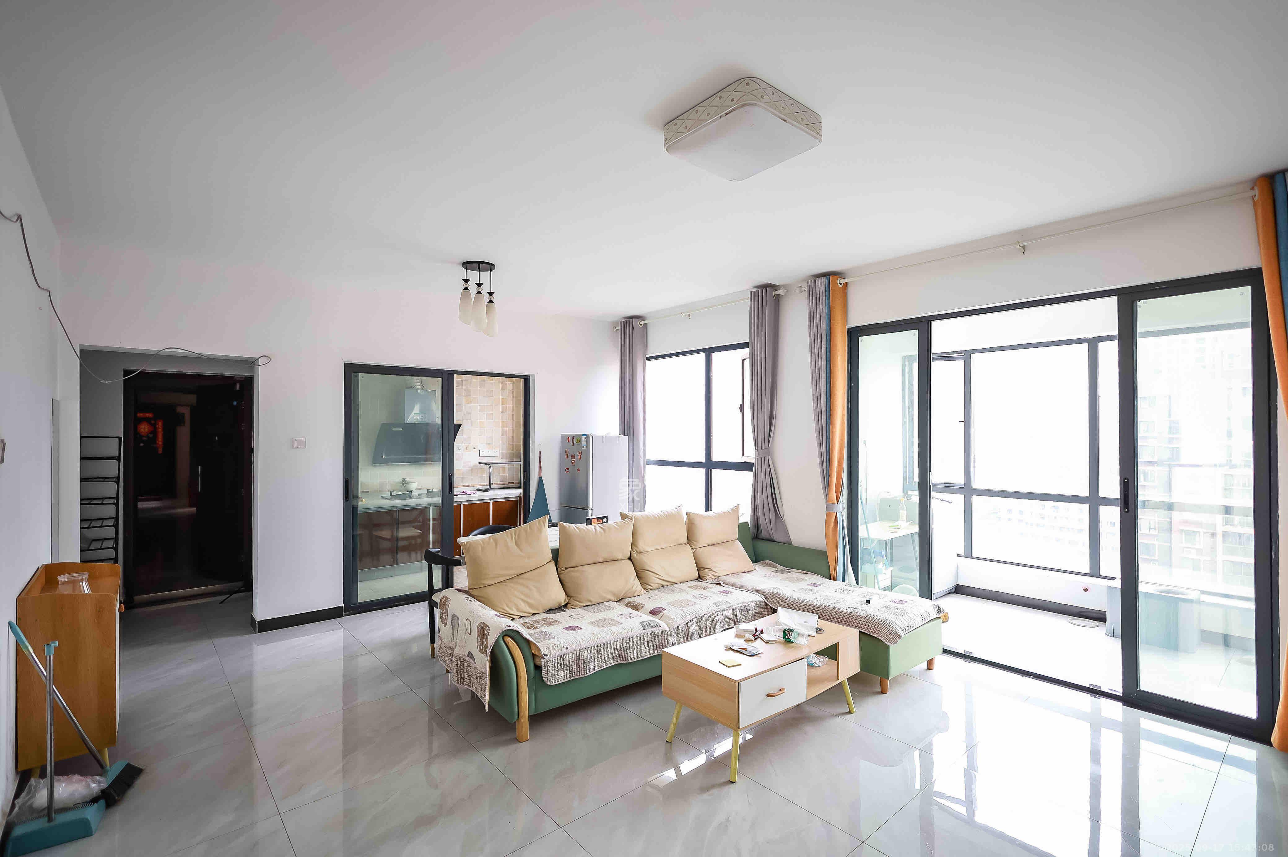 盛世耀凯  2室2厅1卫    2400.0元/月 盛世耀凯  2室2厅1卫    2400.0元/月