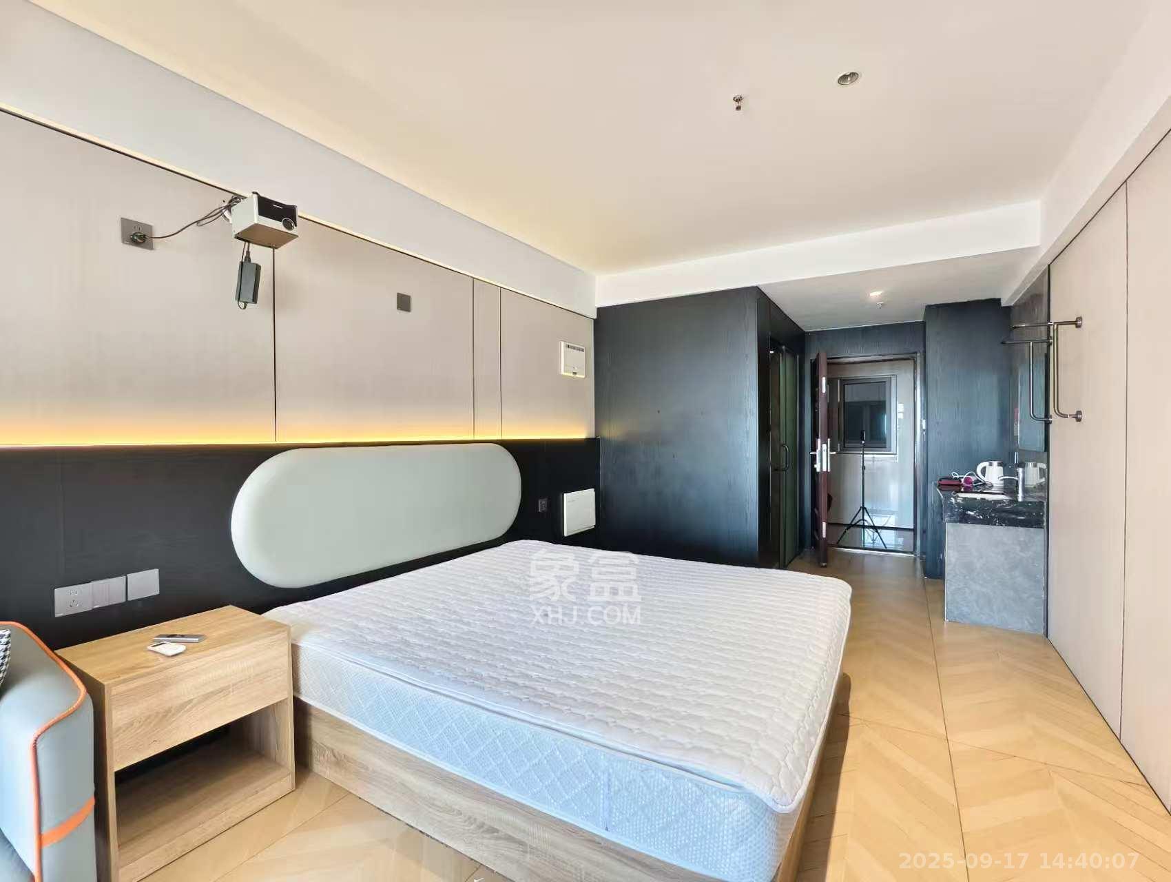 保利天禧EF区  1室1厅1卫    2000.0元/月 保利天禧EF区  1室1厅1卫    2000.0元/月室内图