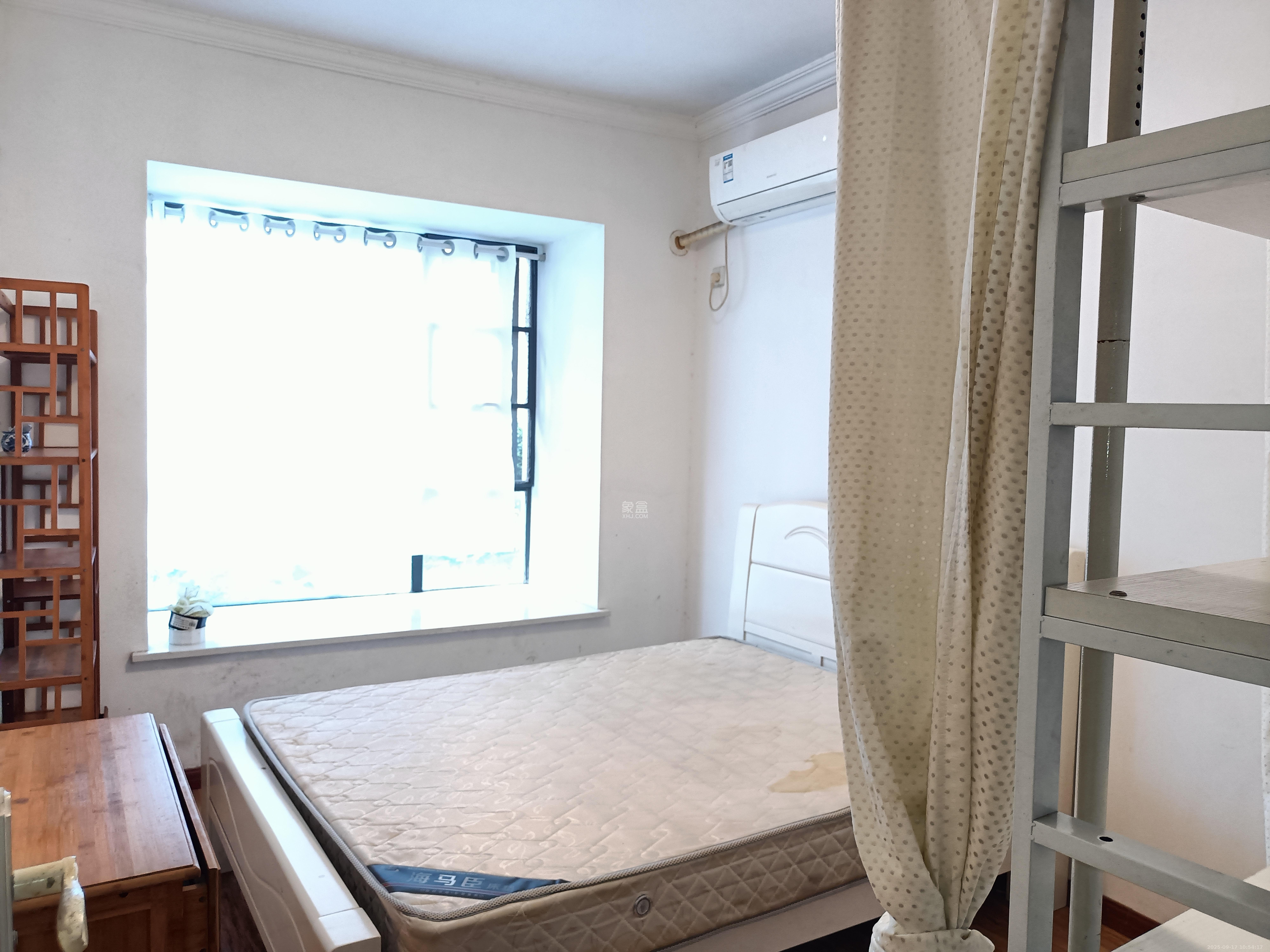 山水蓝天  4室2厅2卫    2000.0元/月 山水蓝天  4室2厅2卫    2000.0元/月室内图