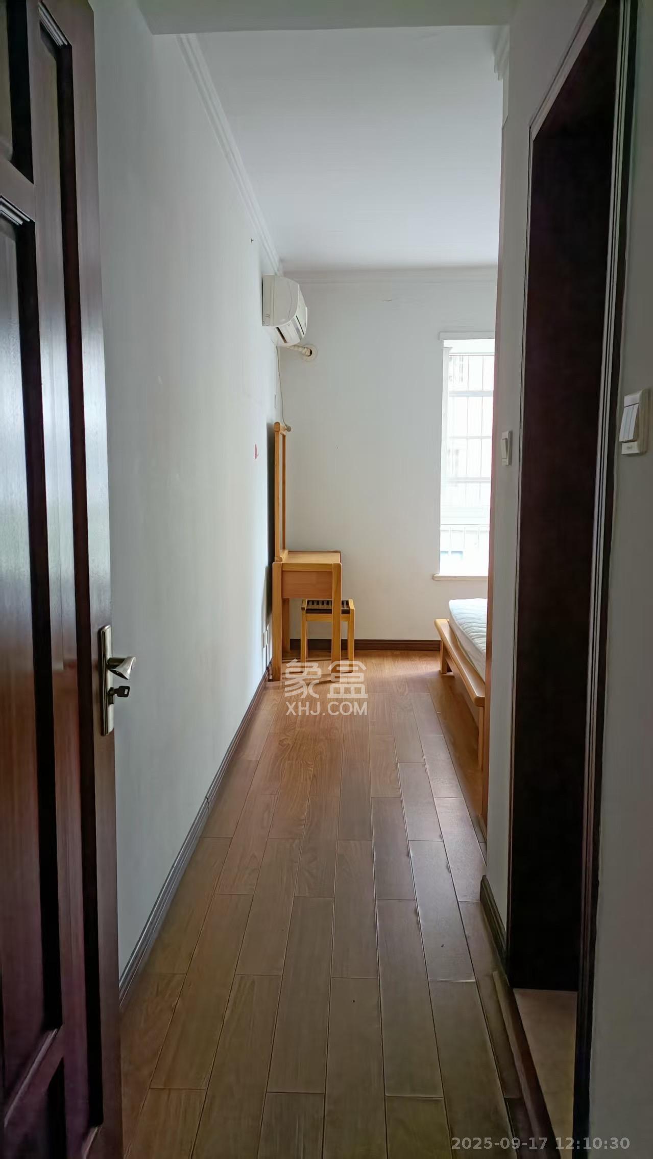 紫薇鑫园 3室2厅1卫 2300.0元/月 紫薇鑫园 3室2厅1卫 2300.0元/月室内图