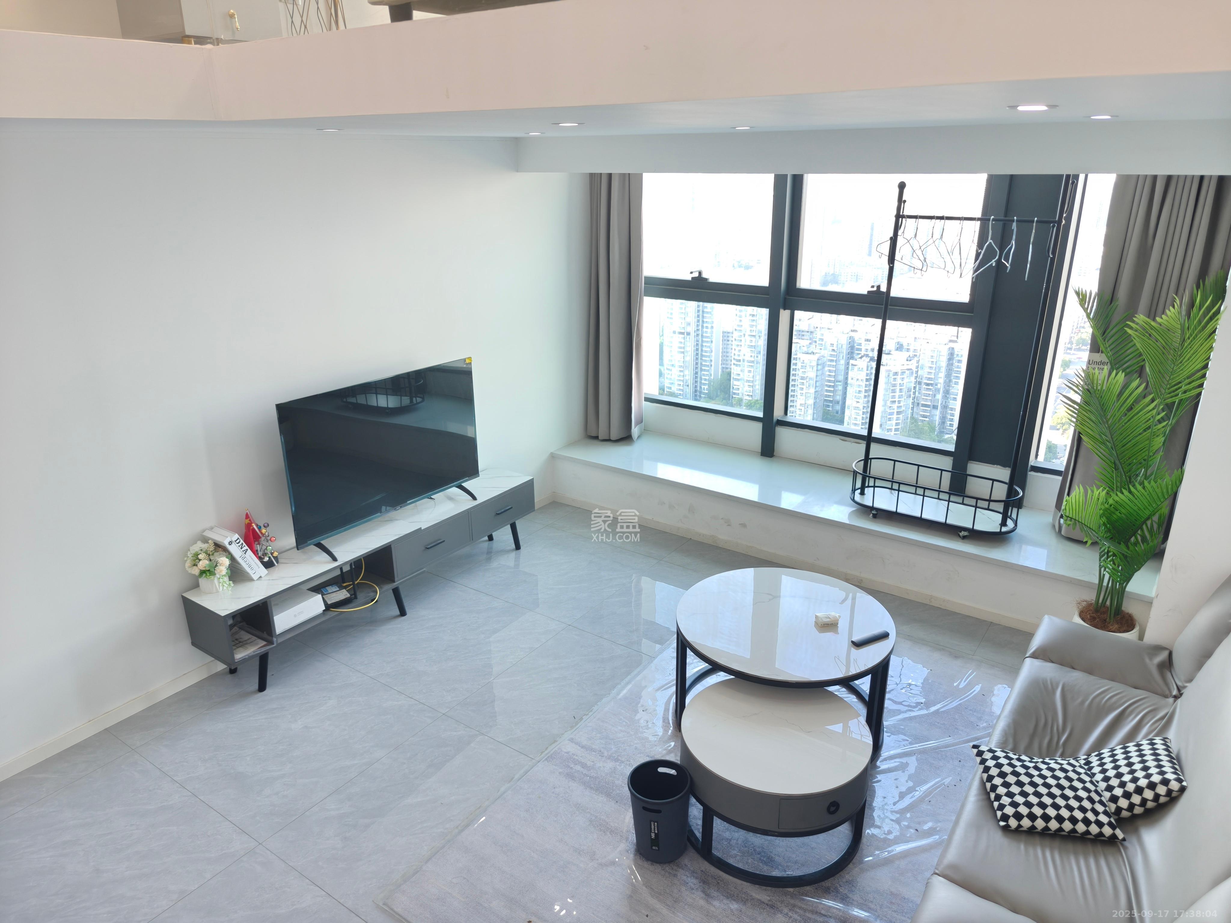 恒大珺悦府 2室1厅1卫 2500.0元/月 恒大珺悦府 2室1厅1卫 2500.0元/月室内图