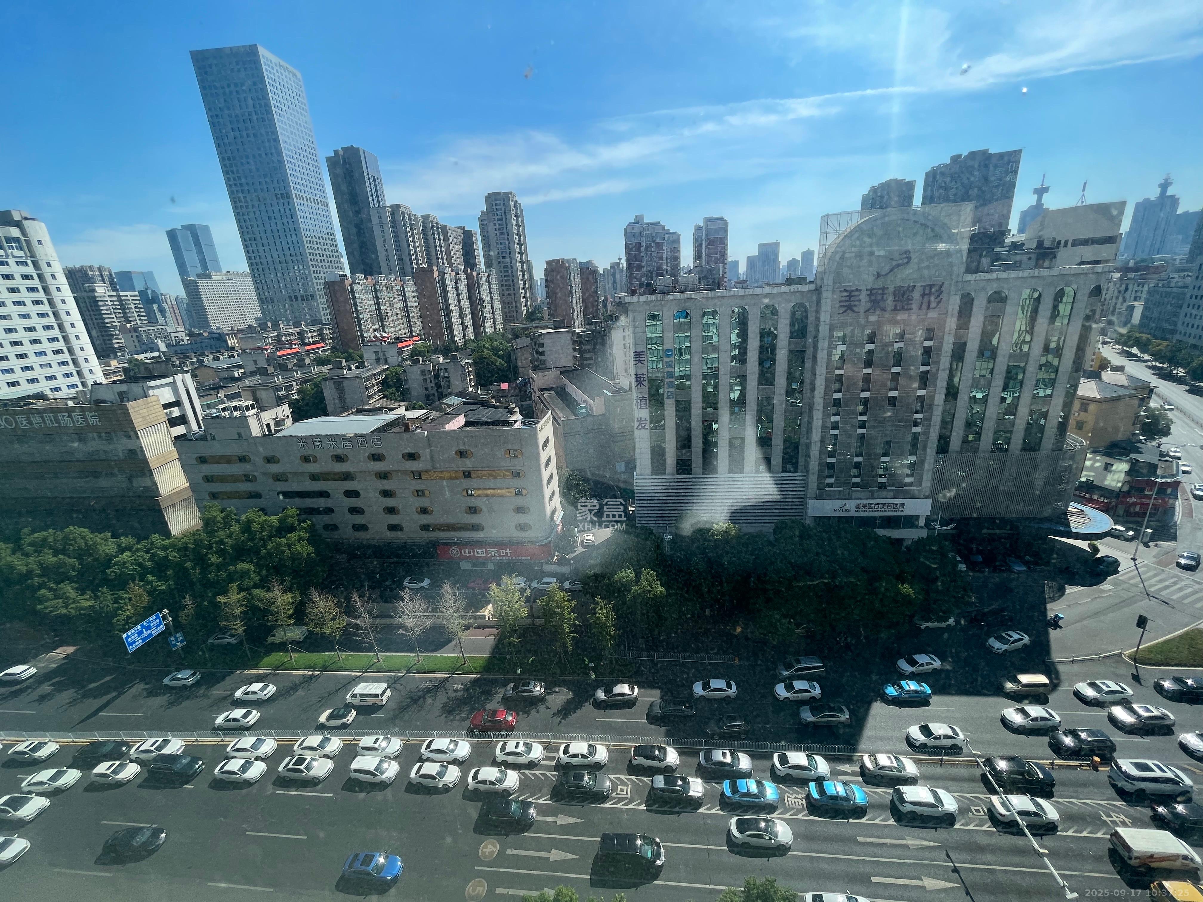 城市之心  1室2厅0卫    3000.0元/月室内图