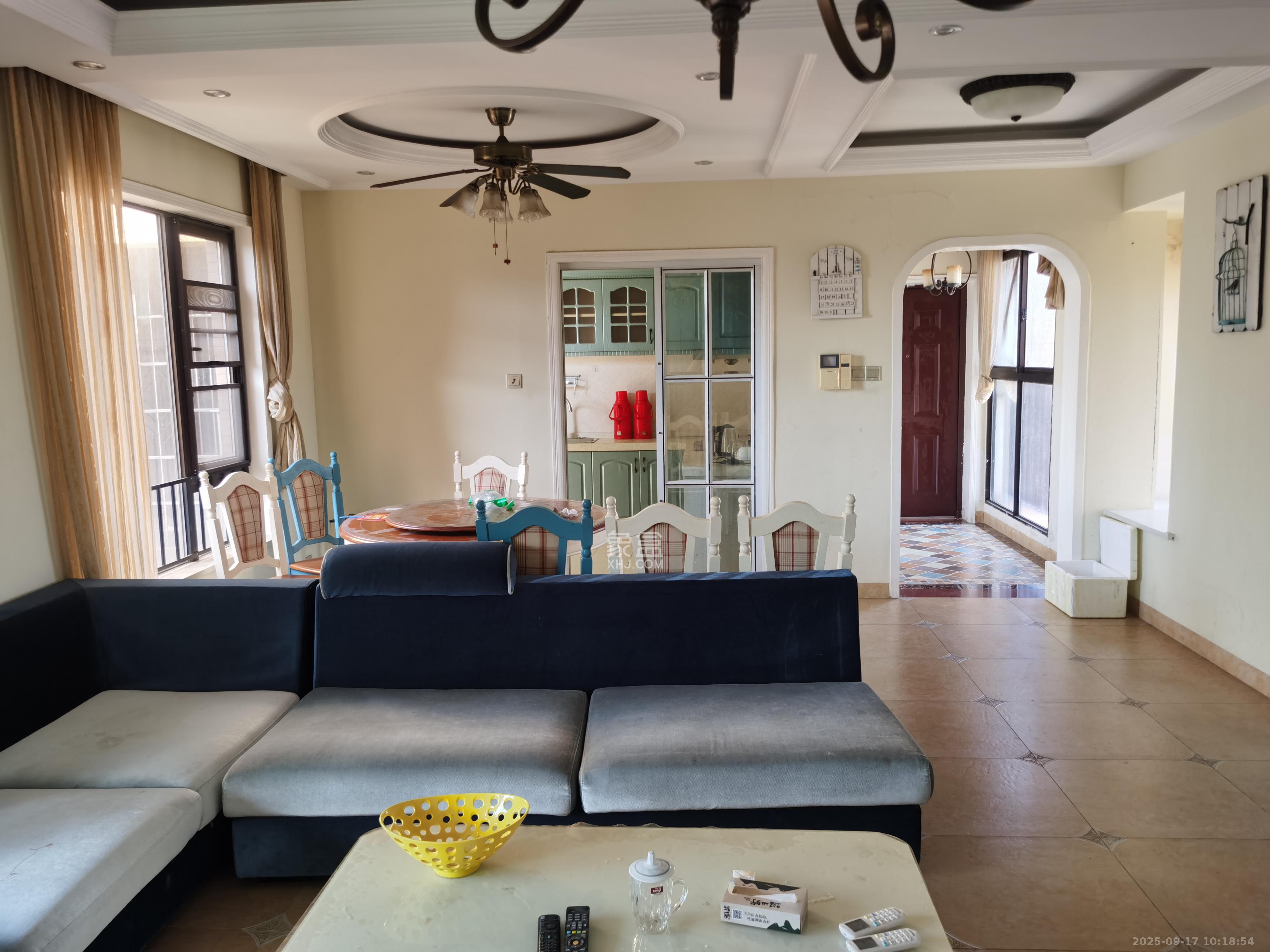 华润凤凰城三期 3室2厅2卫 2500.0元/月 华润凤凰城三期 3室2厅2卫 2500.0元/月室内图