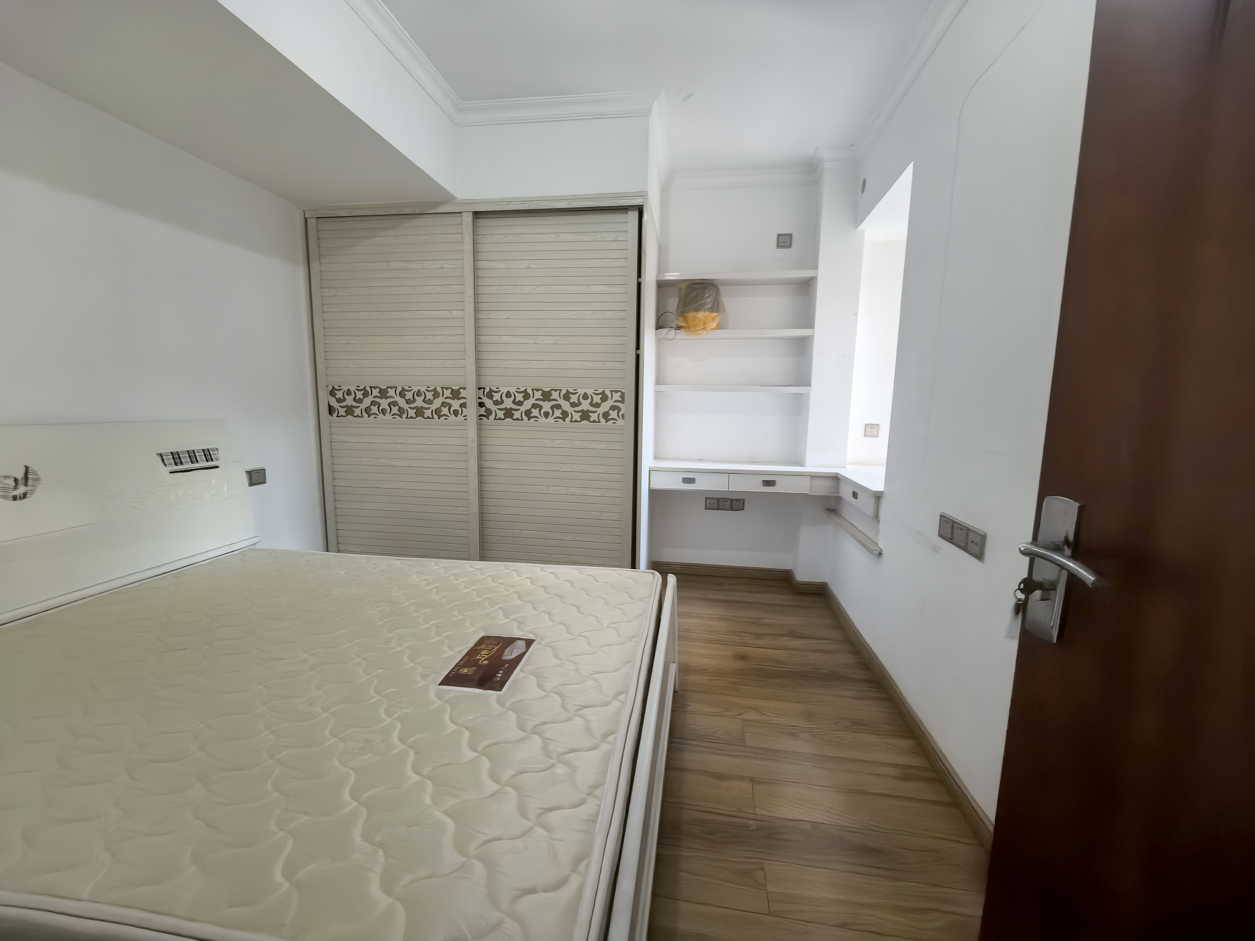 高盛澧园一二期  2室2厅2卫    1400.0元/月室内图