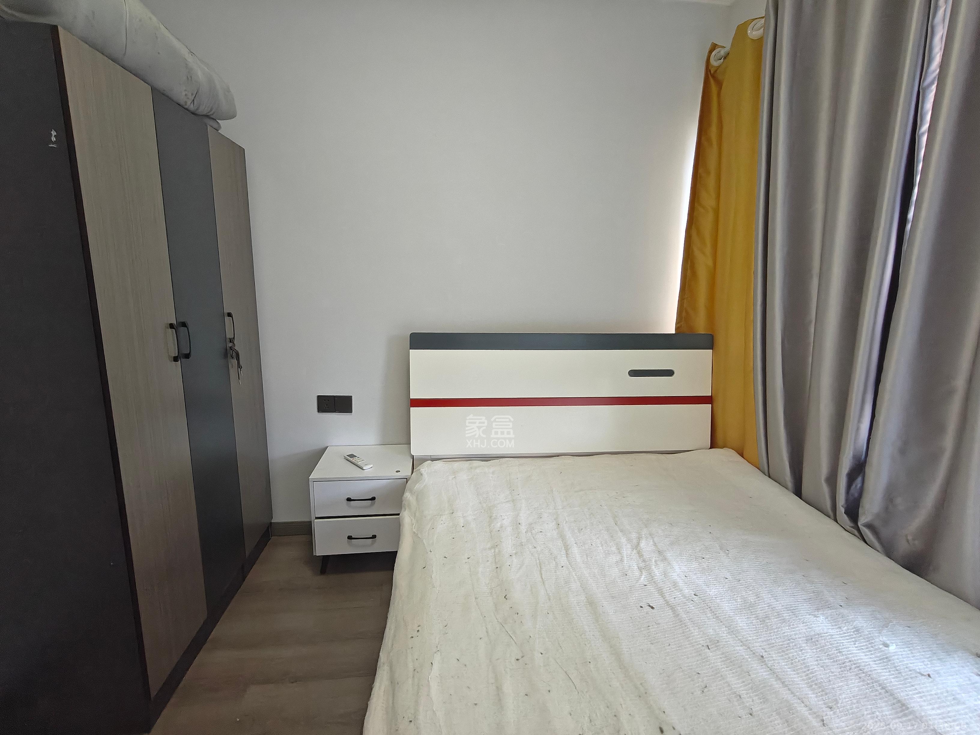 湖湘奥林匹克花园  4室2厅2卫    2400.0元/月 湖湘奥林匹克花园  4室2厅2卫    2400.0元/月室内图