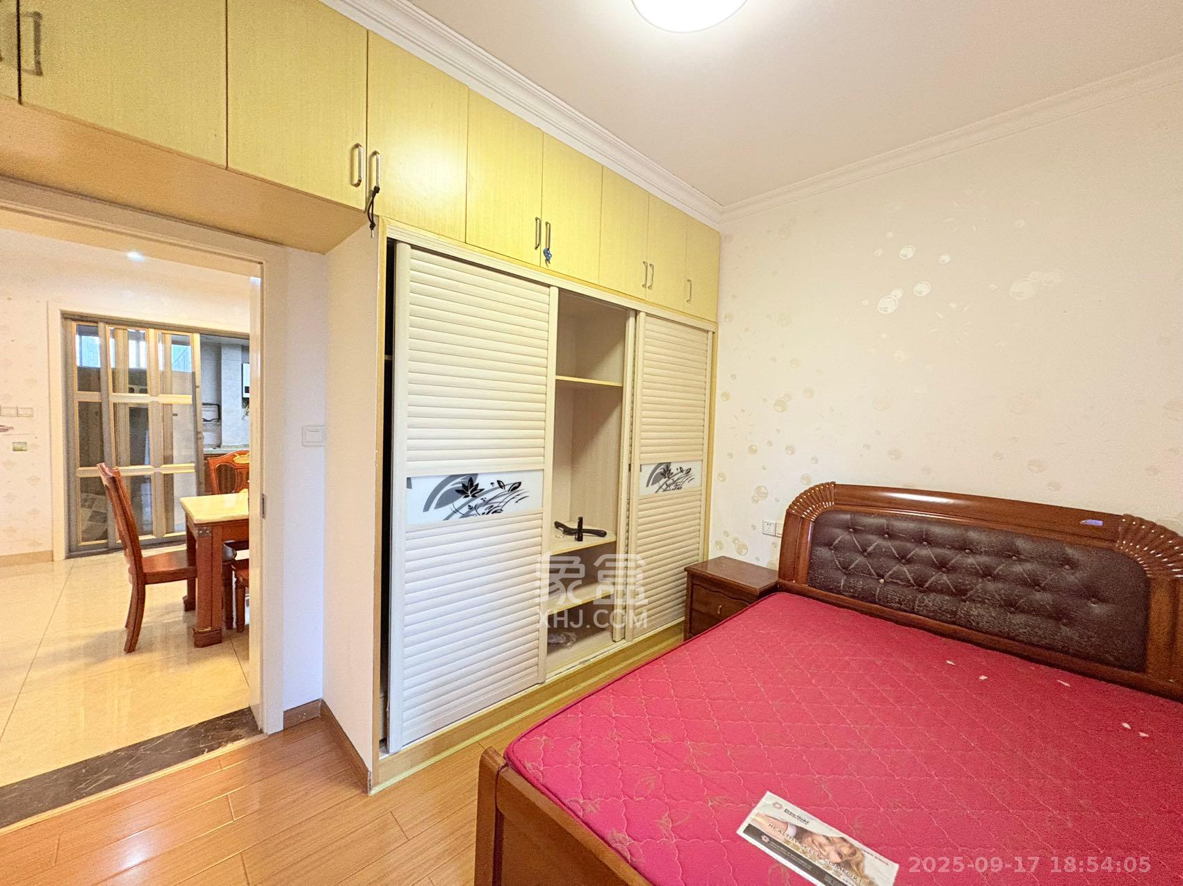 湘府十城(汇财御景湾新寓,汇财国际) 1室2厅1卫 2500.0元/月 湘府十城(汇财御景湾新寓,汇财国际) 1室2厅1卫 2500.0元/月室内图