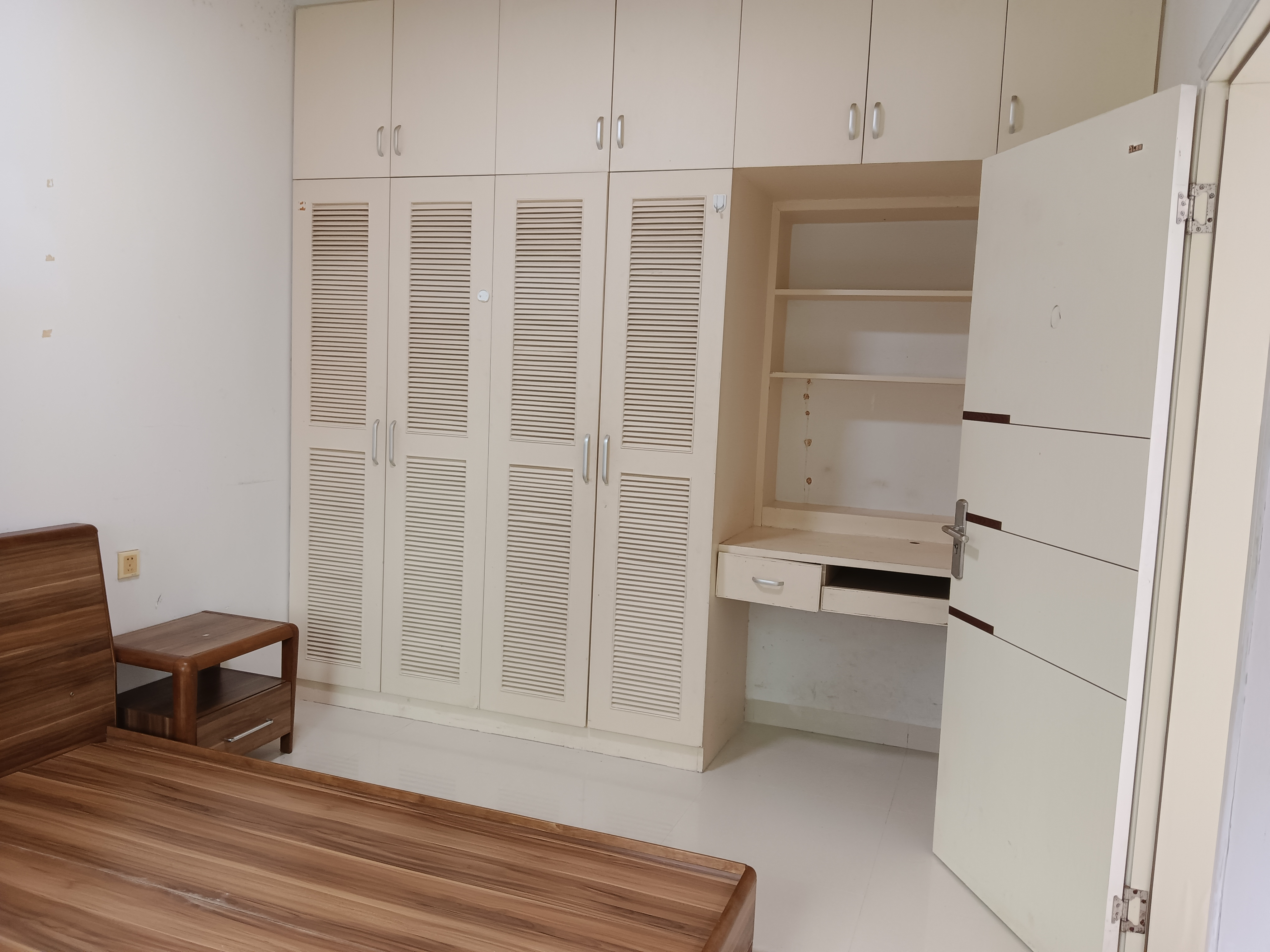 天龙阁  1室0厅0卫    1700.0元/月室内图