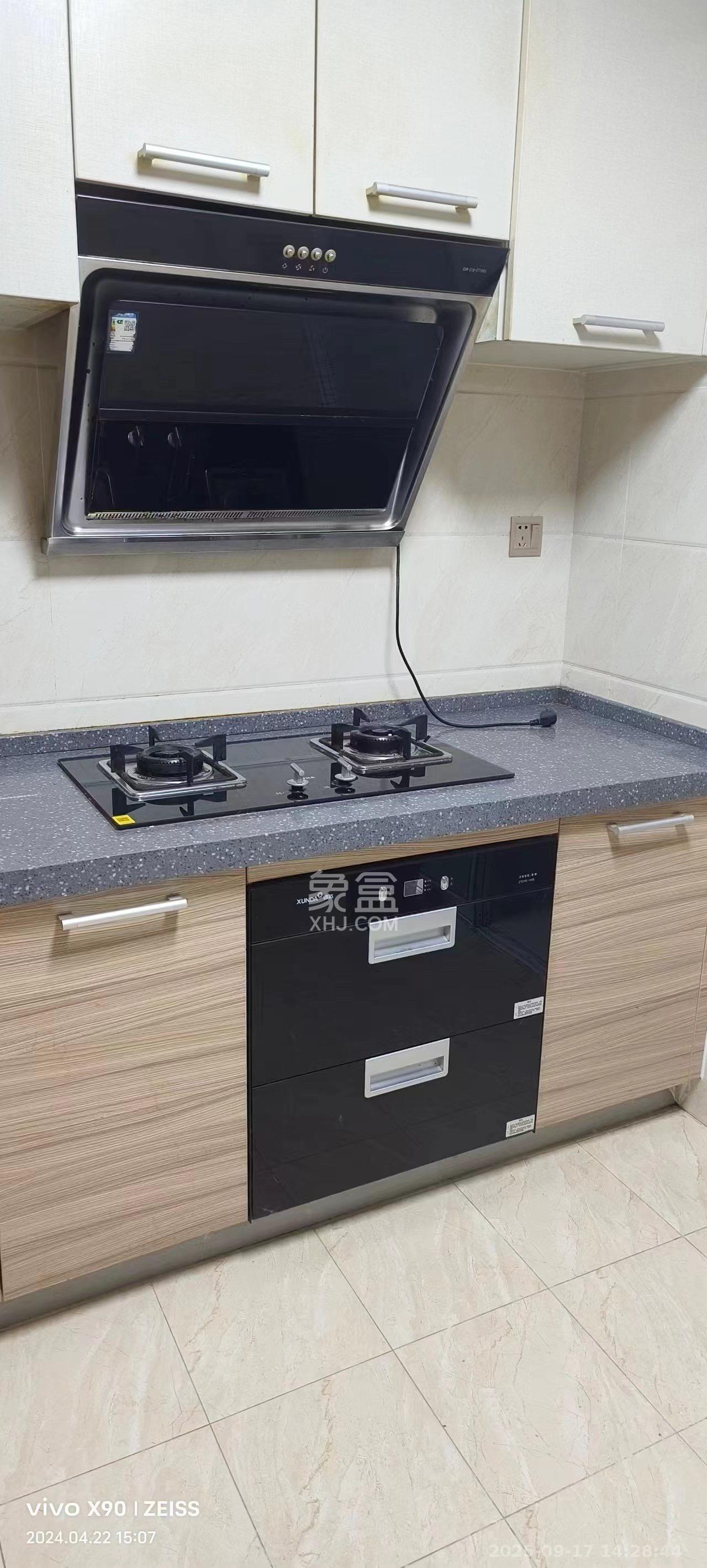 蓝湾国际广场 1室1厅1卫 1600.0元/月 蓝湾国际广场 1室1厅1卫 1600.0元/月室内图