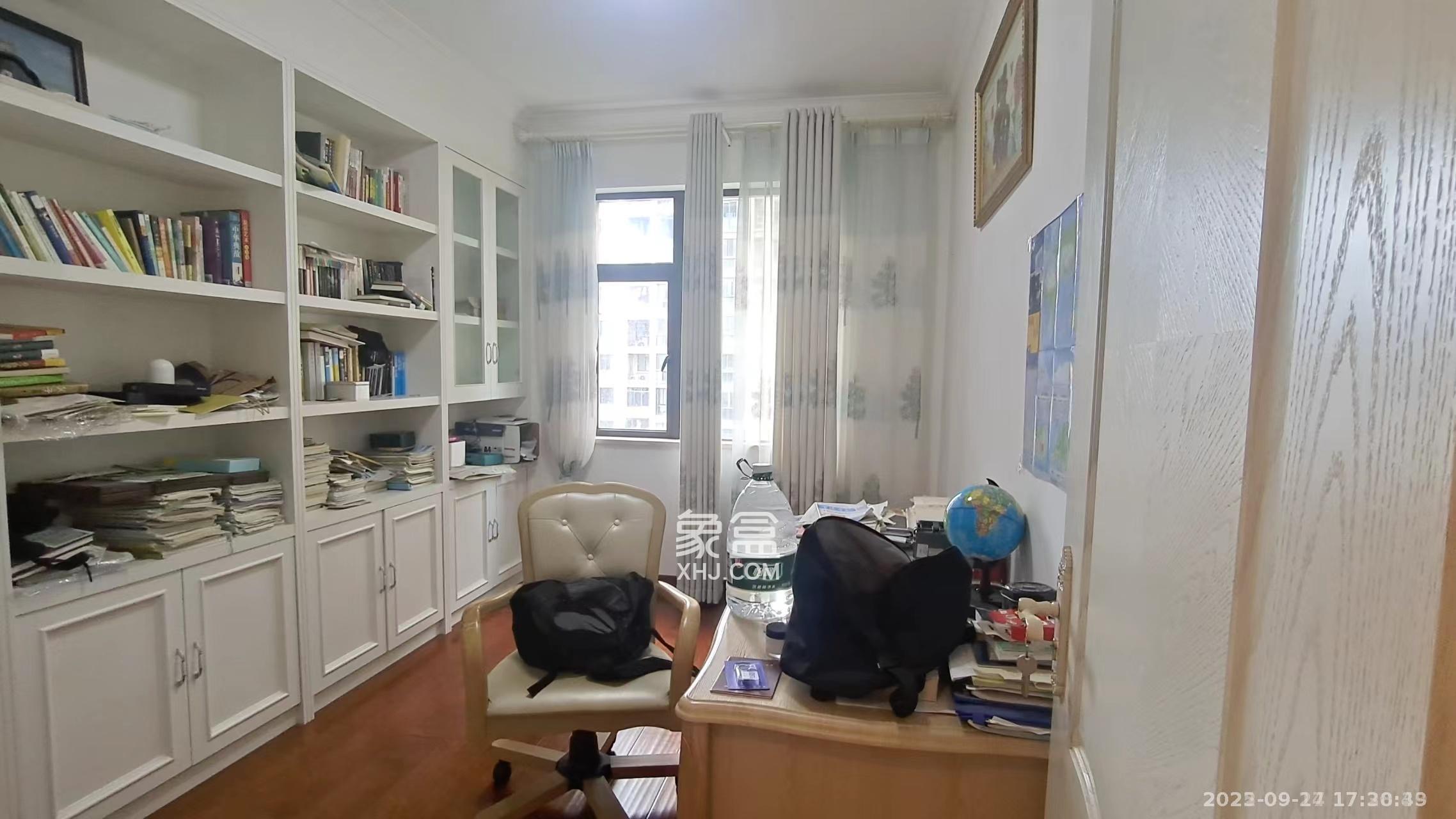 阳光丽城一期  4室2厅2卫    6000.0元/月 阳光丽城一期  4室2厅2卫    6000.0元/月室内图