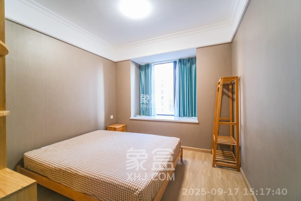 运达锦绣广场 3室2厅2卫 3500.0元/月 运达锦绣广场 3室2厅2卫 3500.0元/月室内图