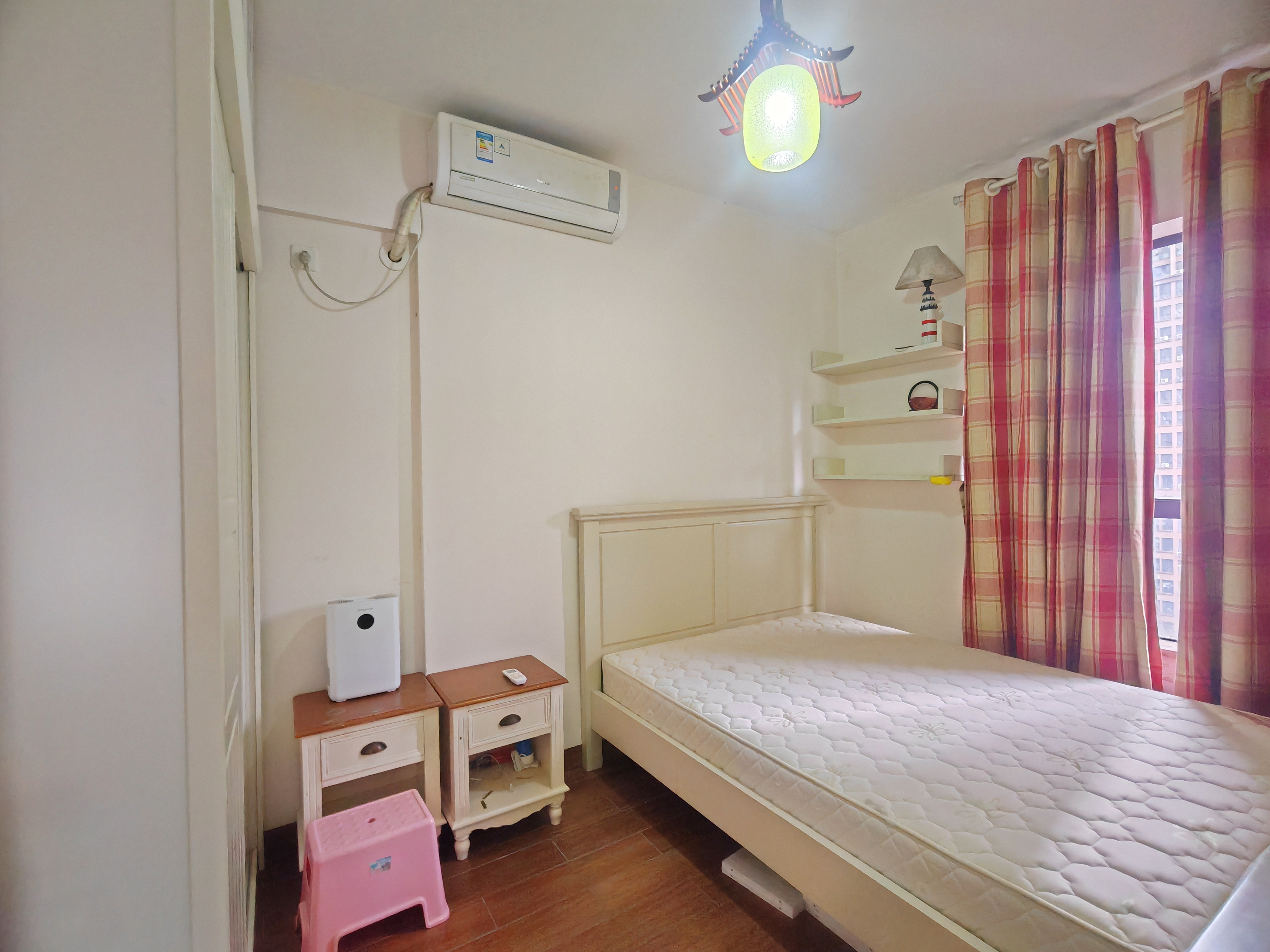 正大豪庭  3室2厅1卫   3200.00元/月室内图