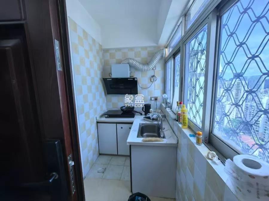 宝迪花苑 4室2厅3卫 240.0万 宝迪花苑 4室2厅3卫 240.0万室内图