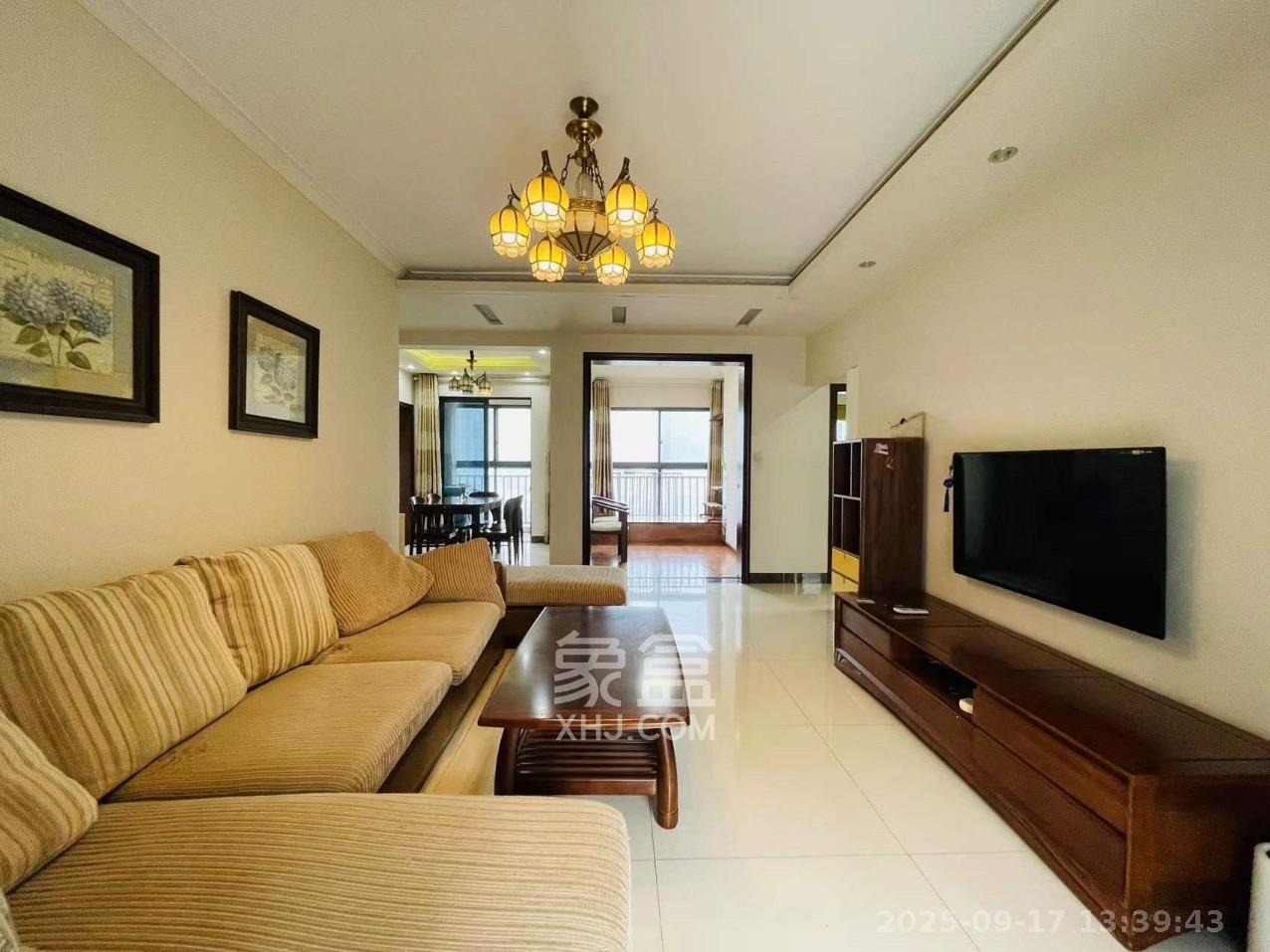 保利麓谷林语A区 3室2厅1卫 2500.0元/月 保利麓谷林语A区 3室2厅1卫 2500.0元/月室内图